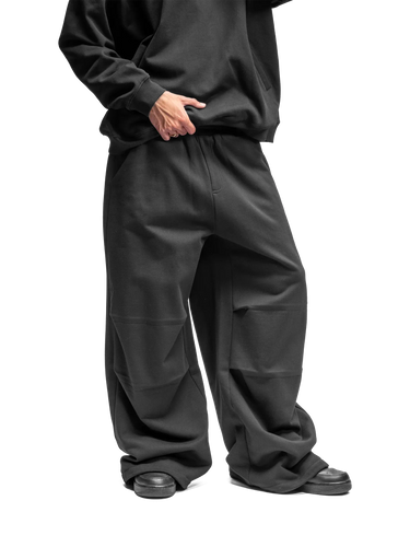 BAGGY SWEATPANTS