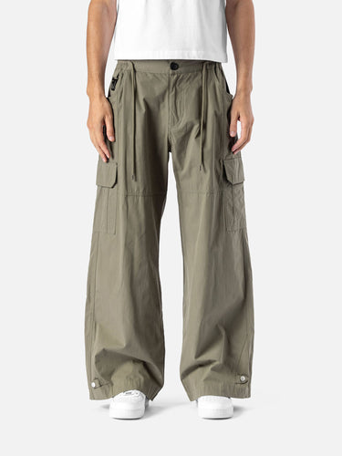 W8 CARGO