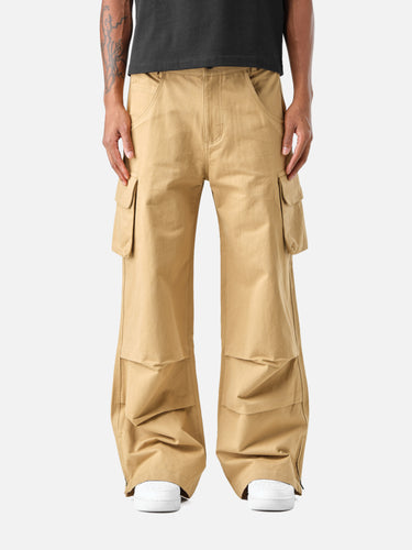 Desert Y5 Cargo Pants, front half-body on model