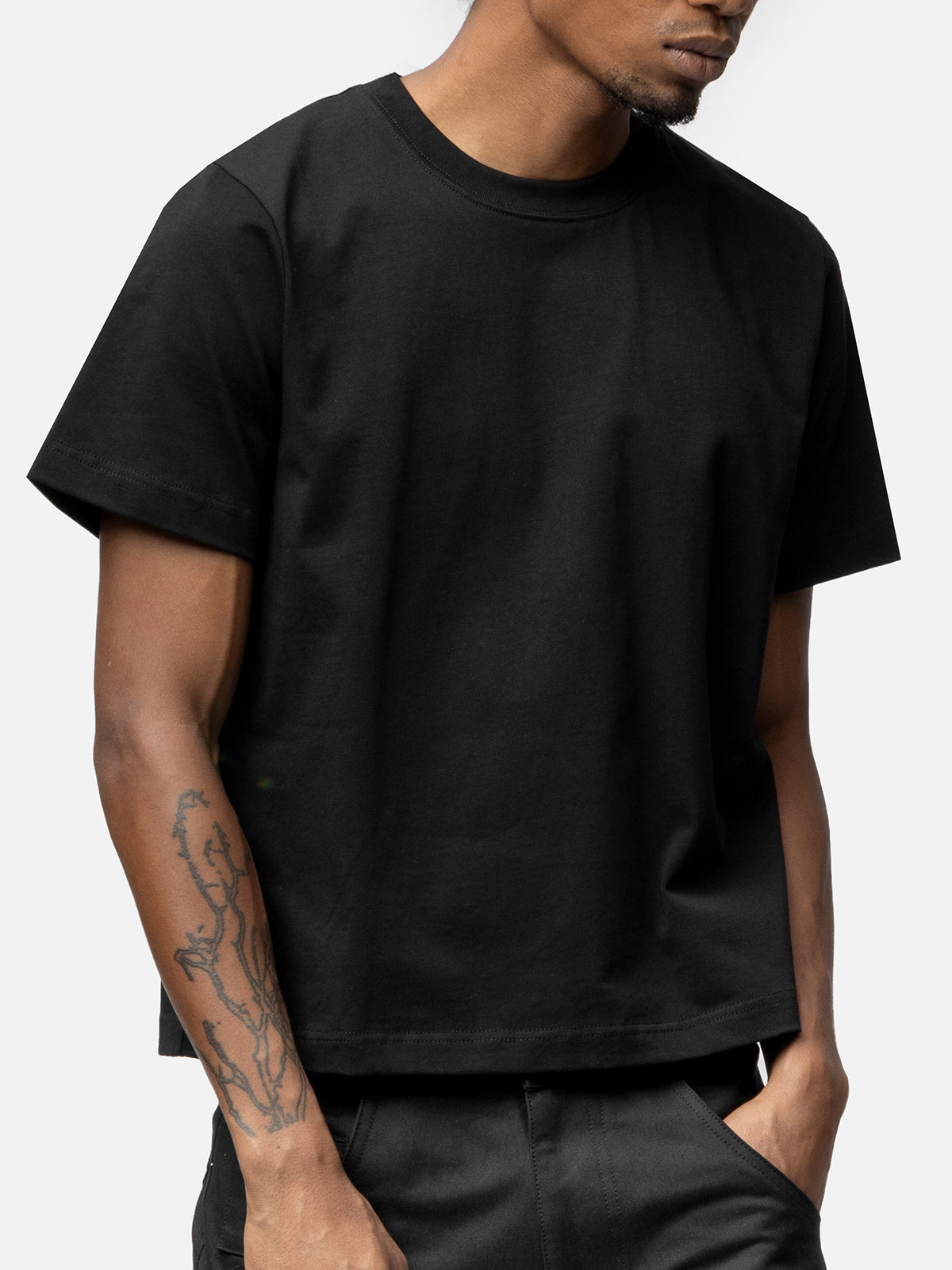CROPPED T-SHIRT