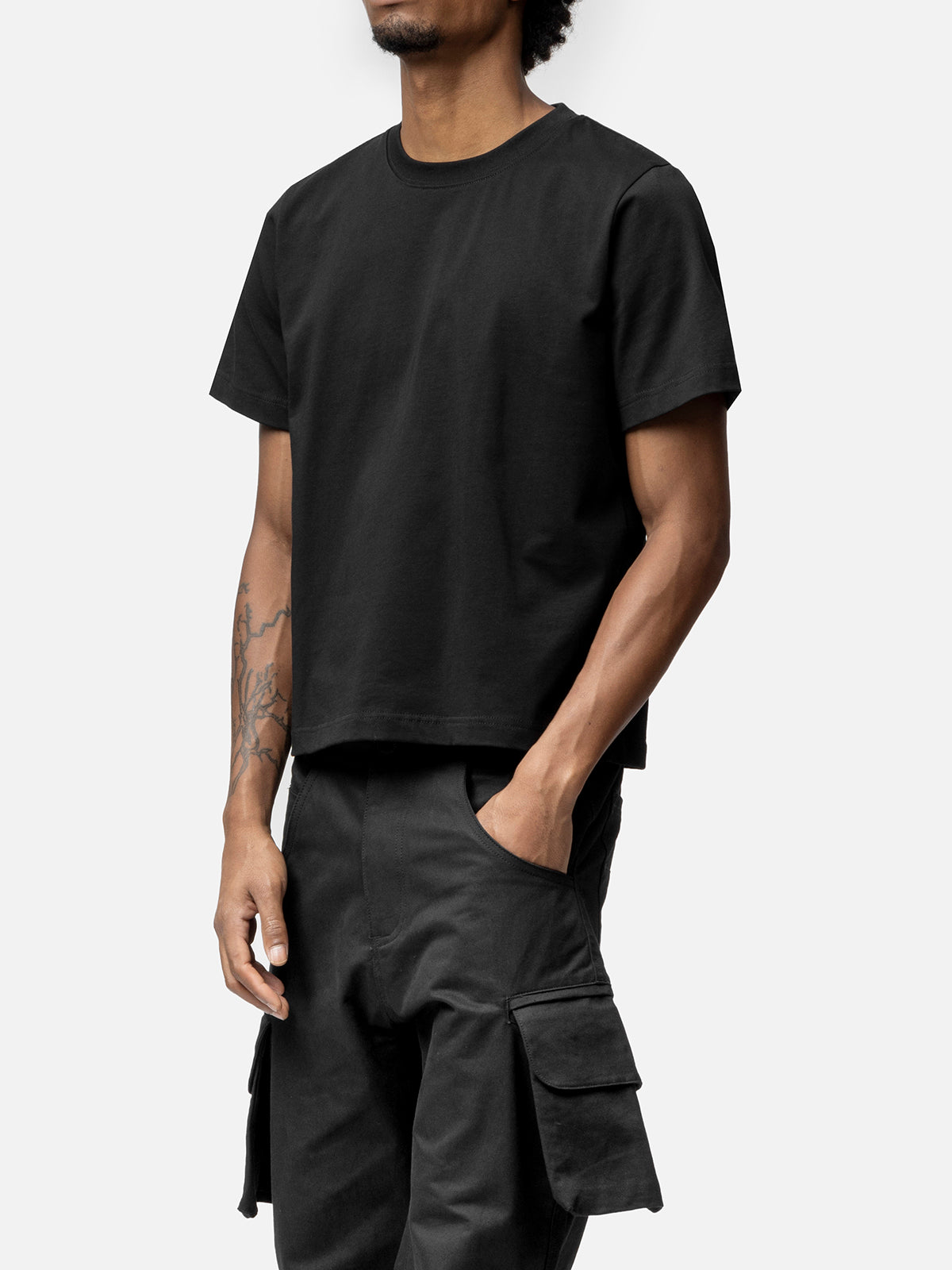 CROPPED T-SHIRT