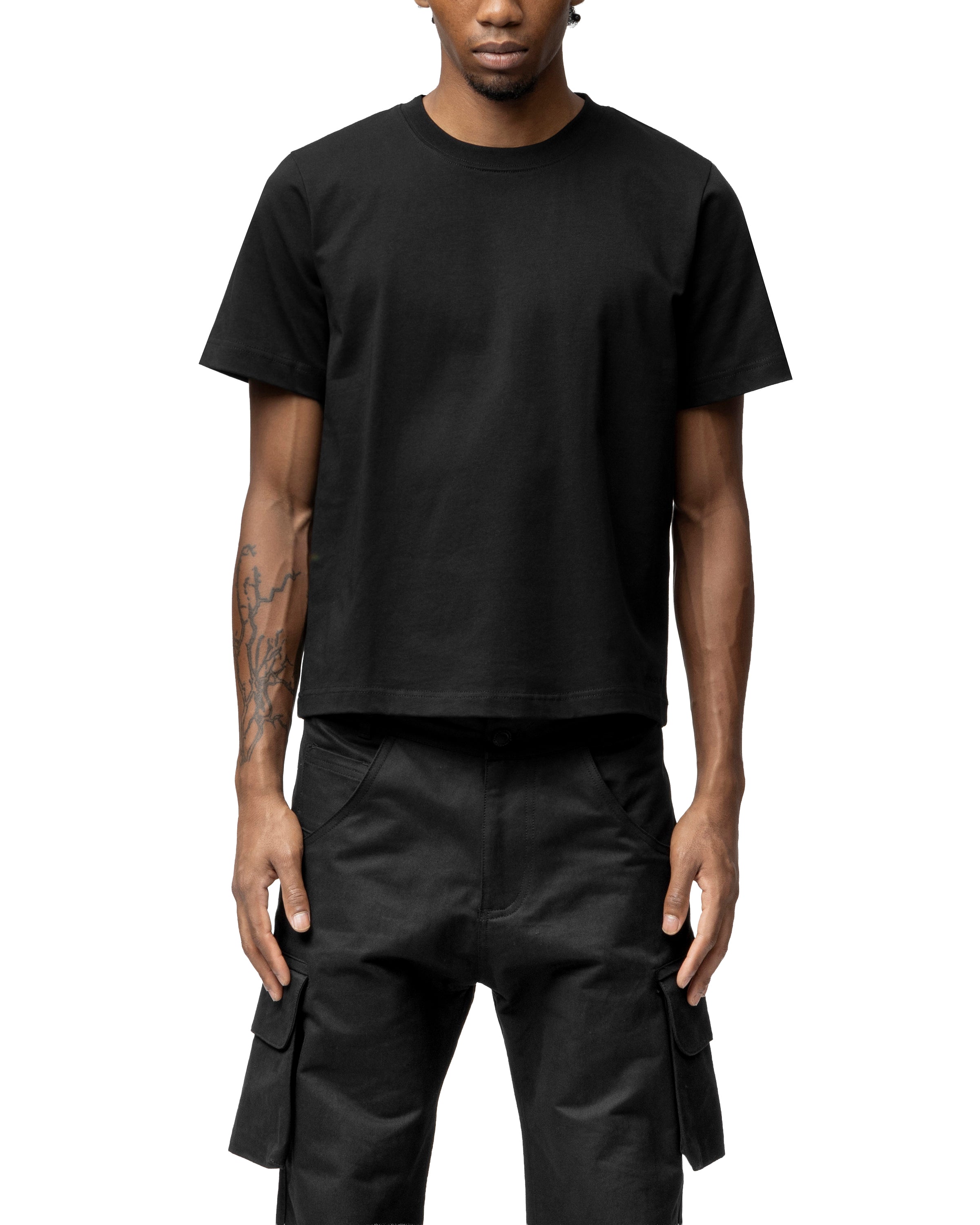 Cropped T-shirt Black – BLACKTAILOR