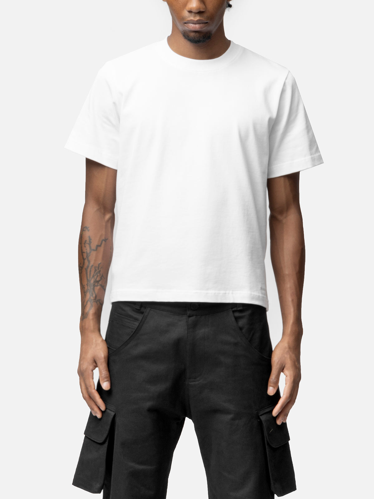 CROPPED T-SHIRT