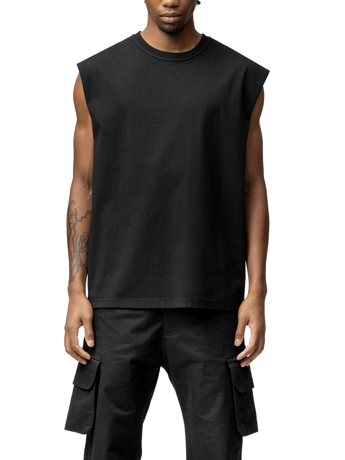 SLEEVELESS T-SHIRT