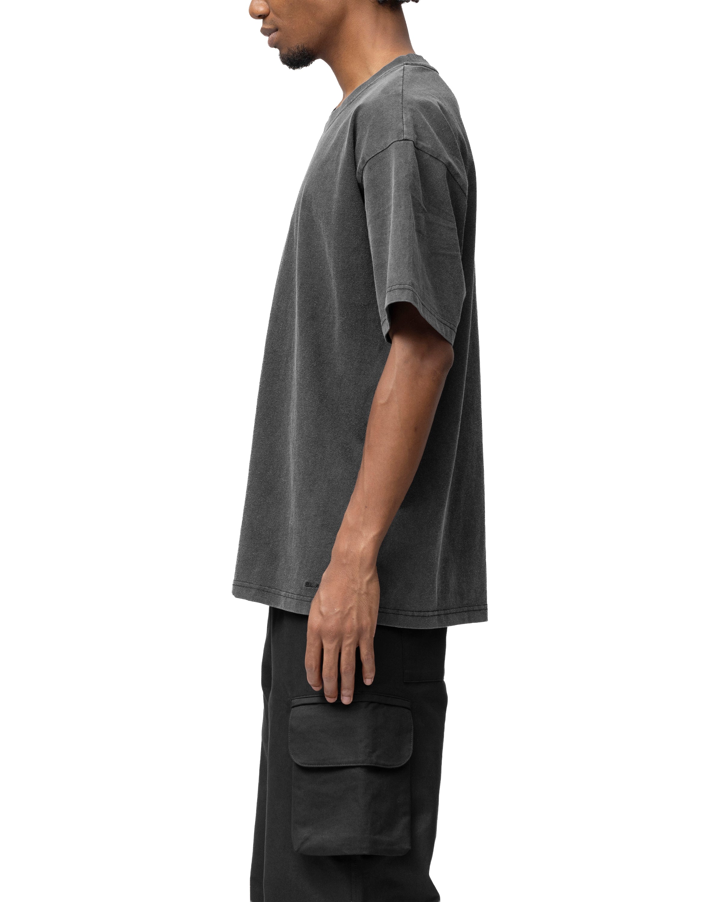OVERSIZED T-SHIRT