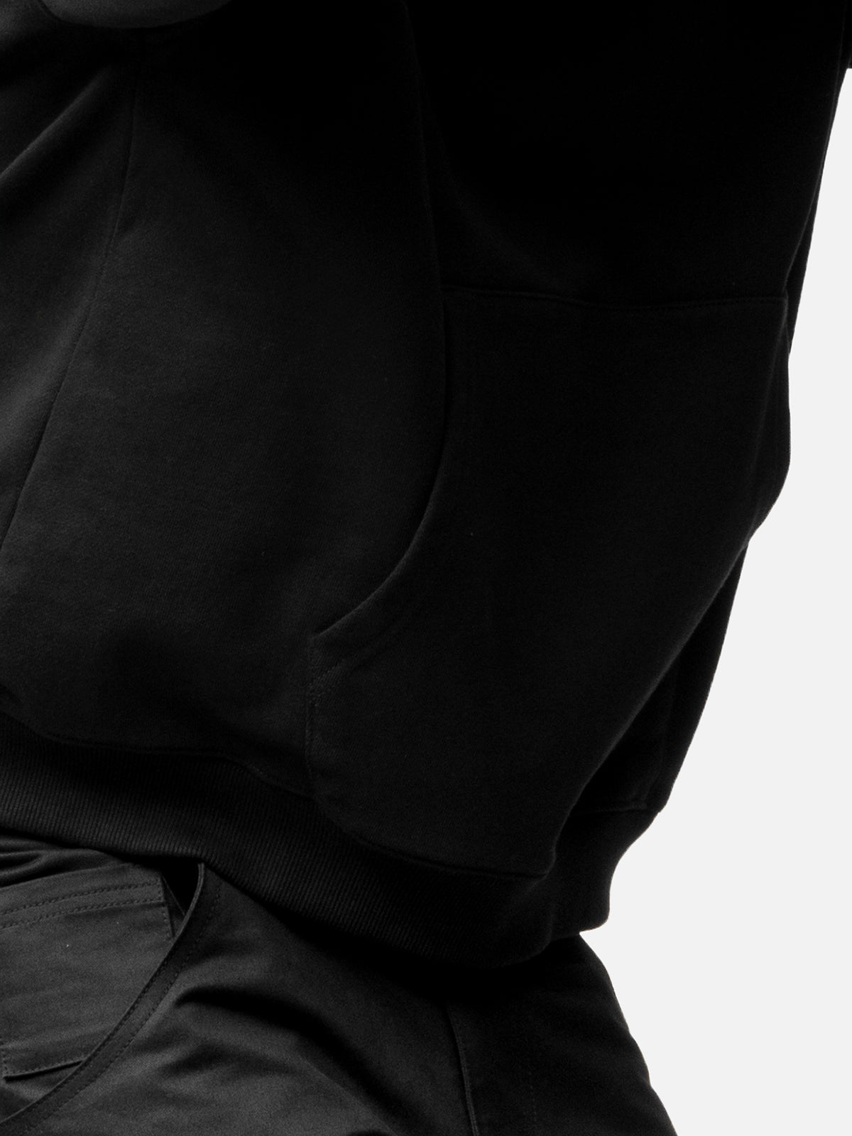 OVERSIZED HOODIE