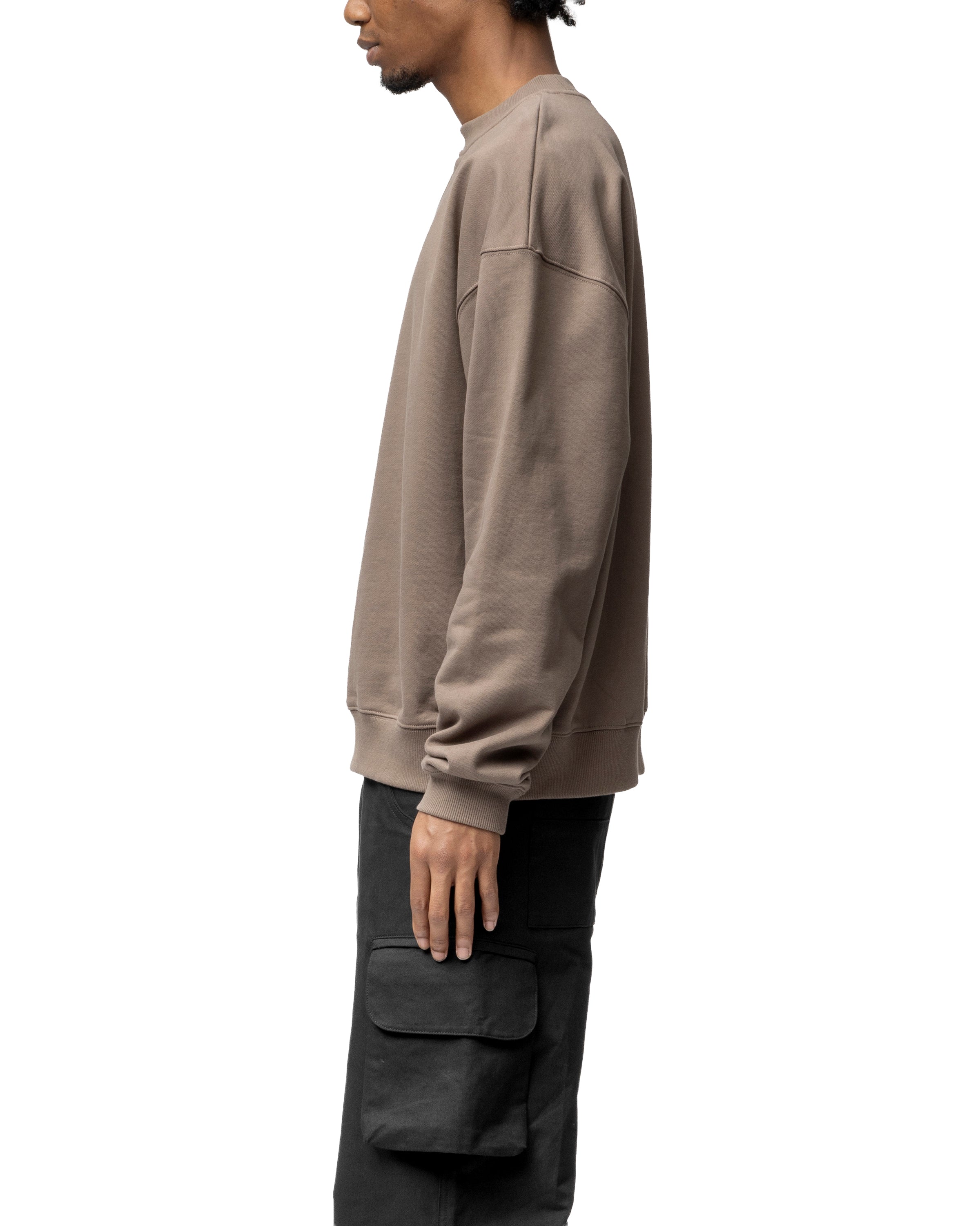 OVERSIZED SWEATSHIRT