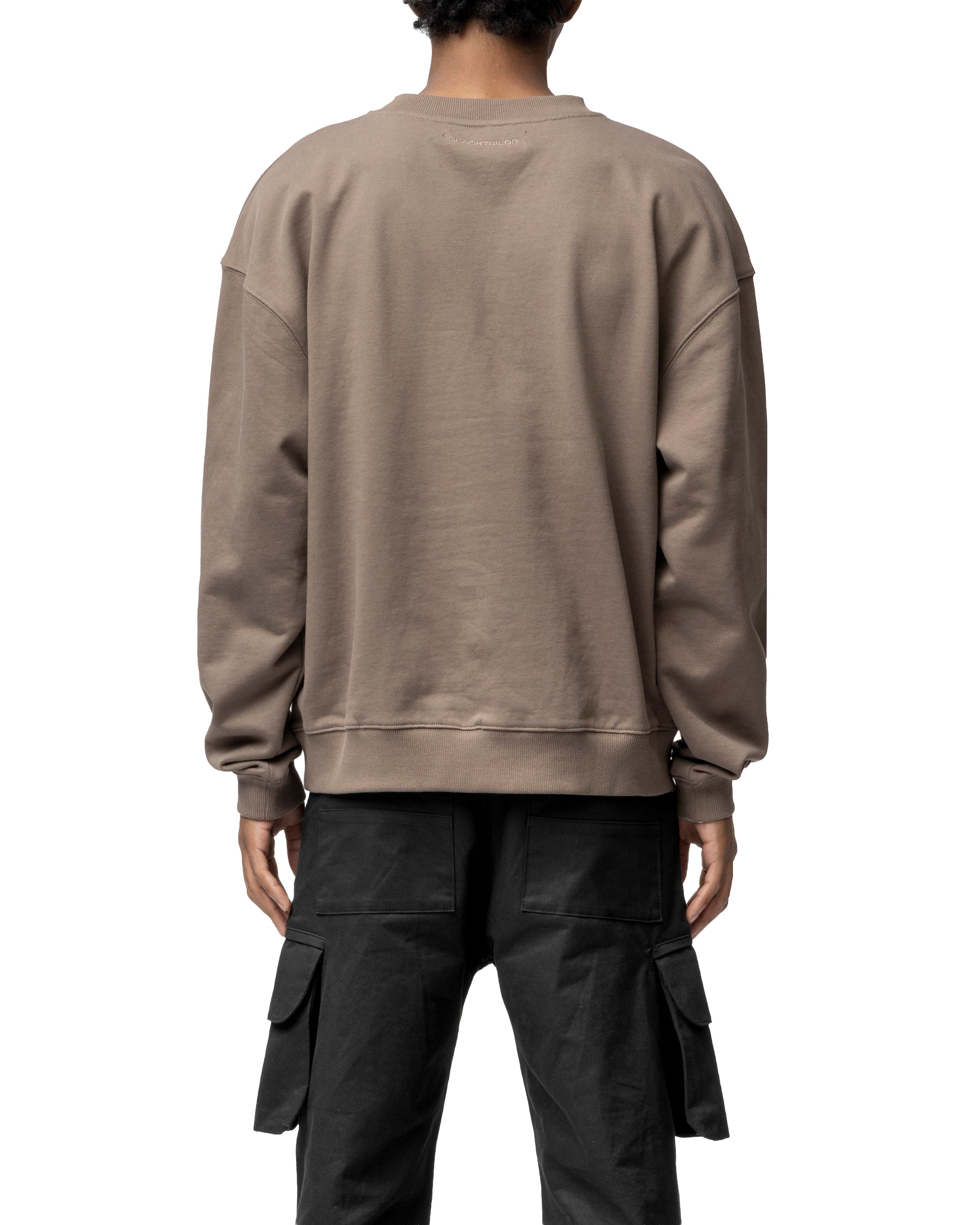 OVERSIZED SWEATSHIRT