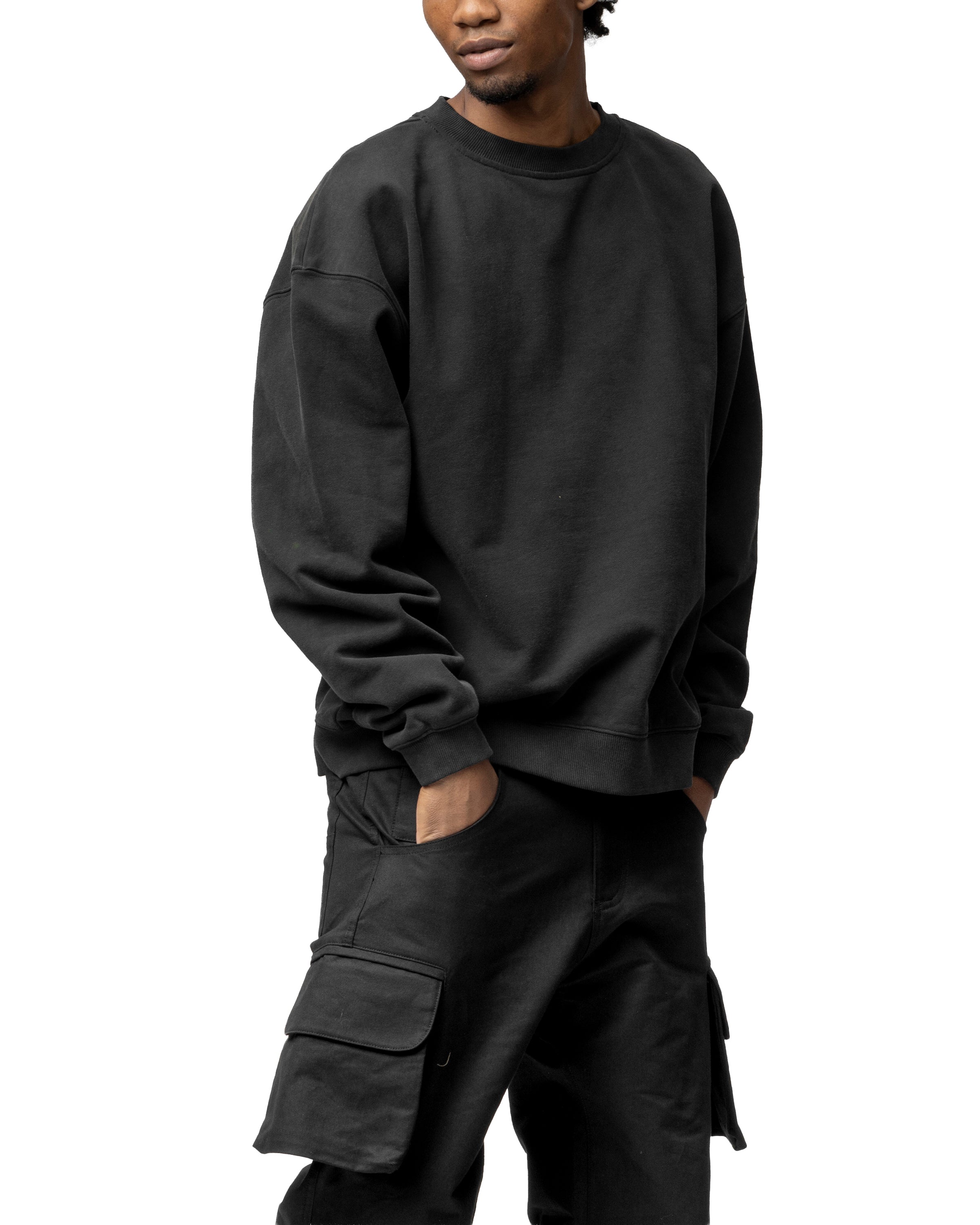 OVERSIZED SWEATSHIRT