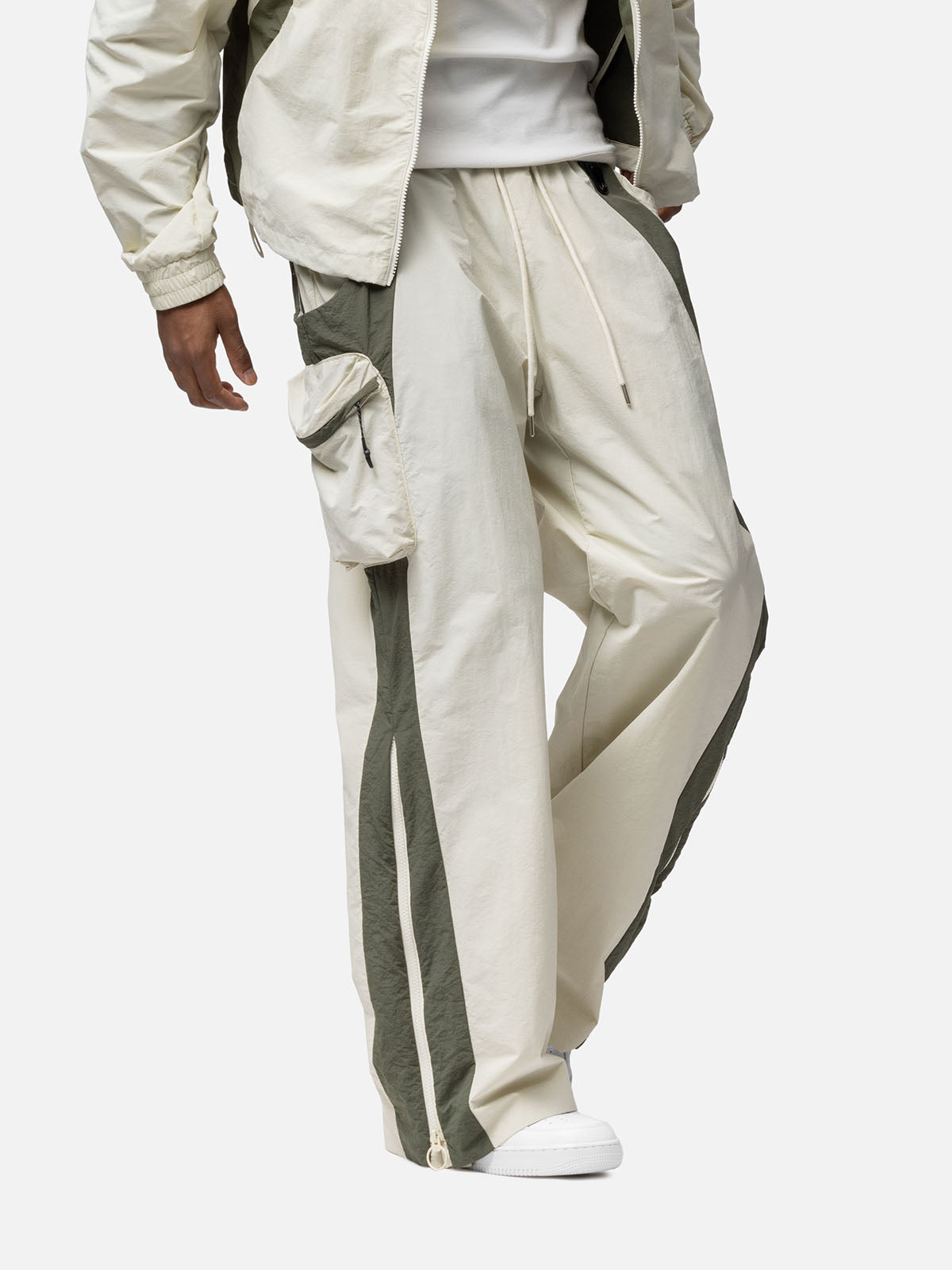 W2 TRACKPANTS