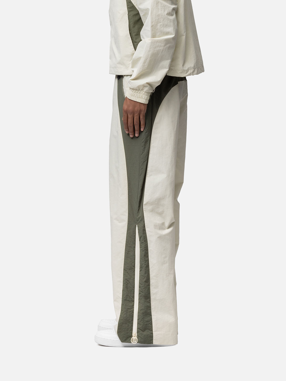 W2 TRACKPANTS