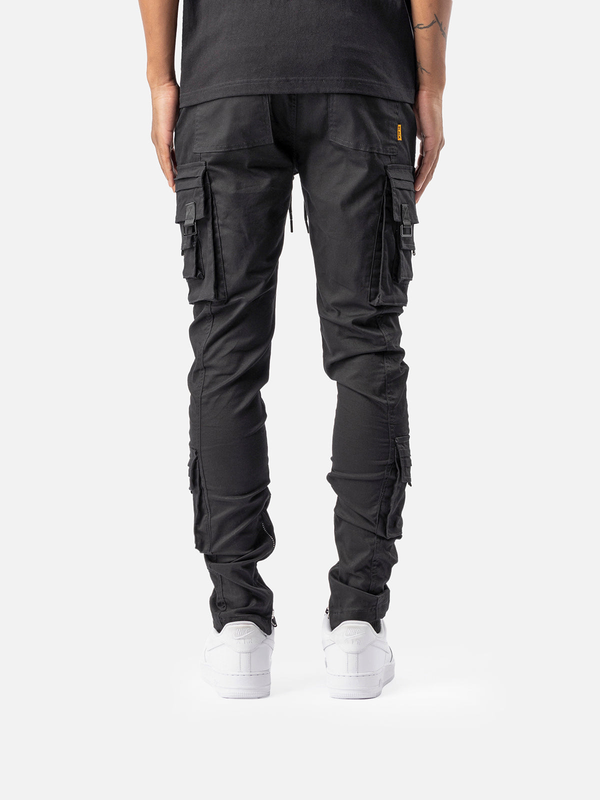 V2 CARGO