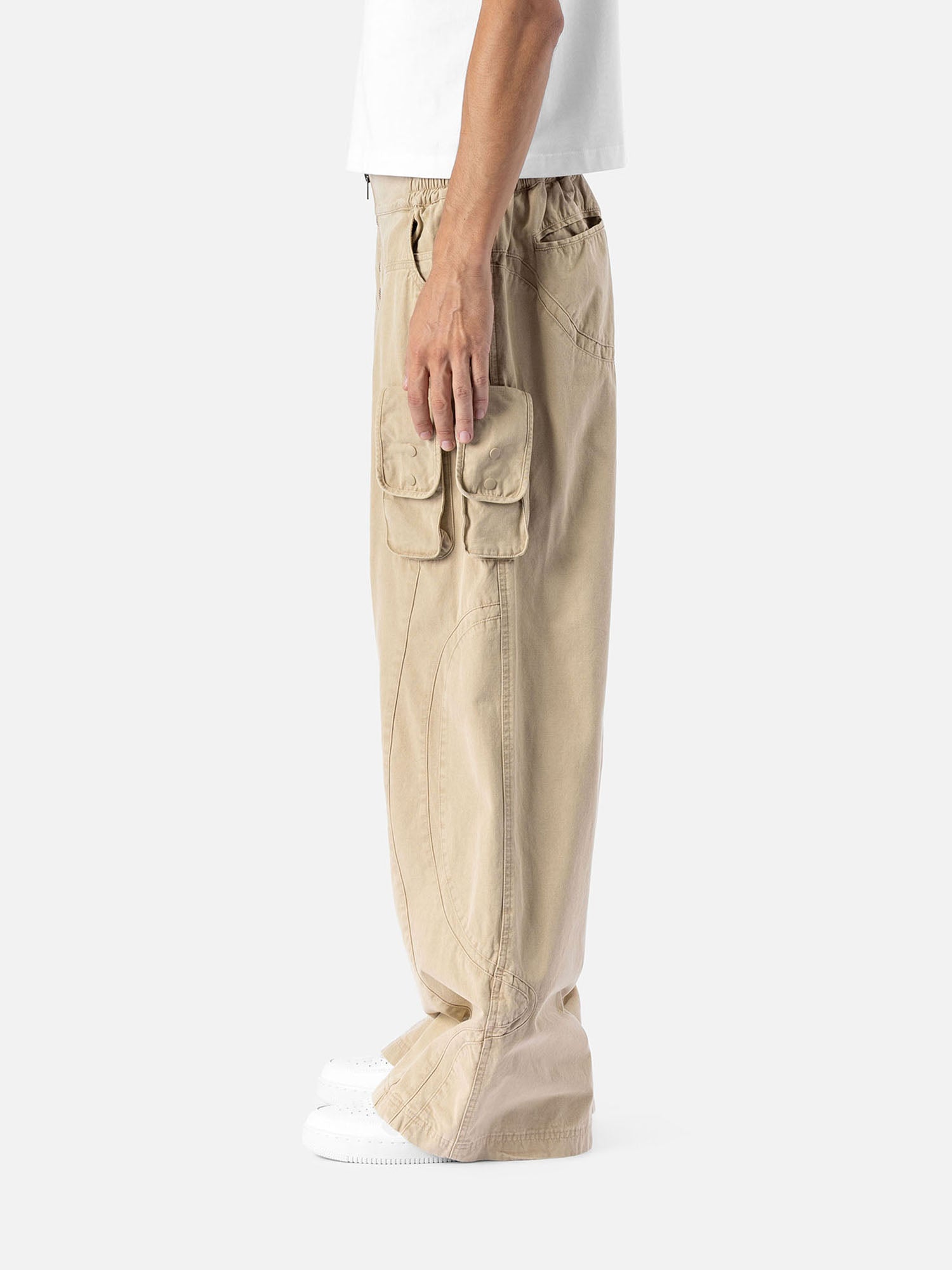 W6 CARGO