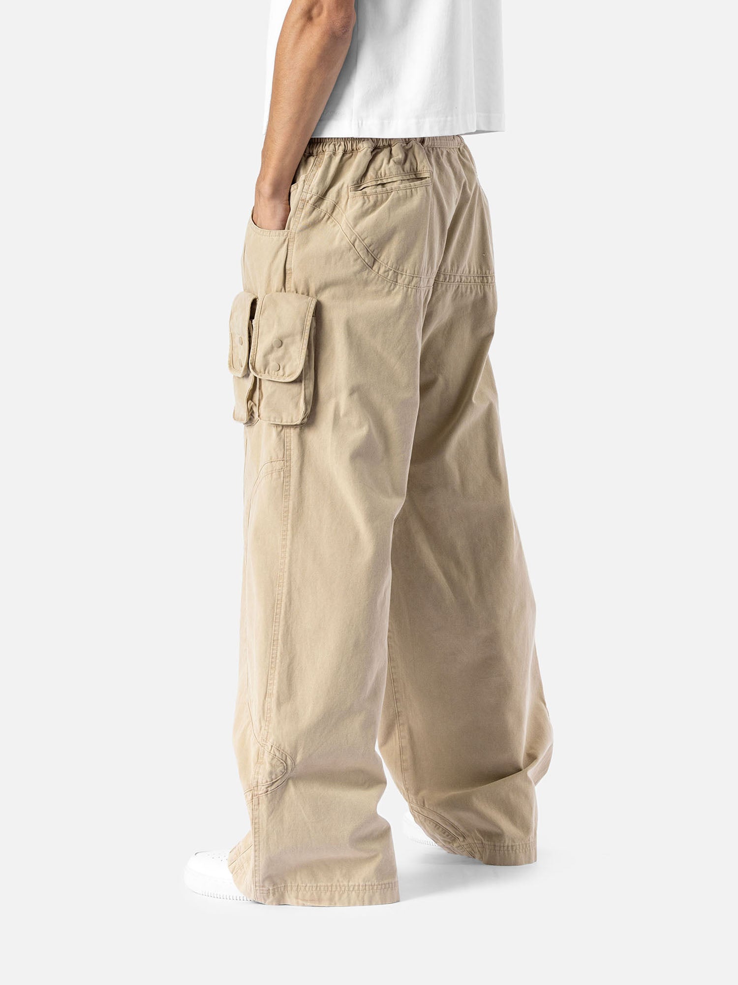 W6 CARGO