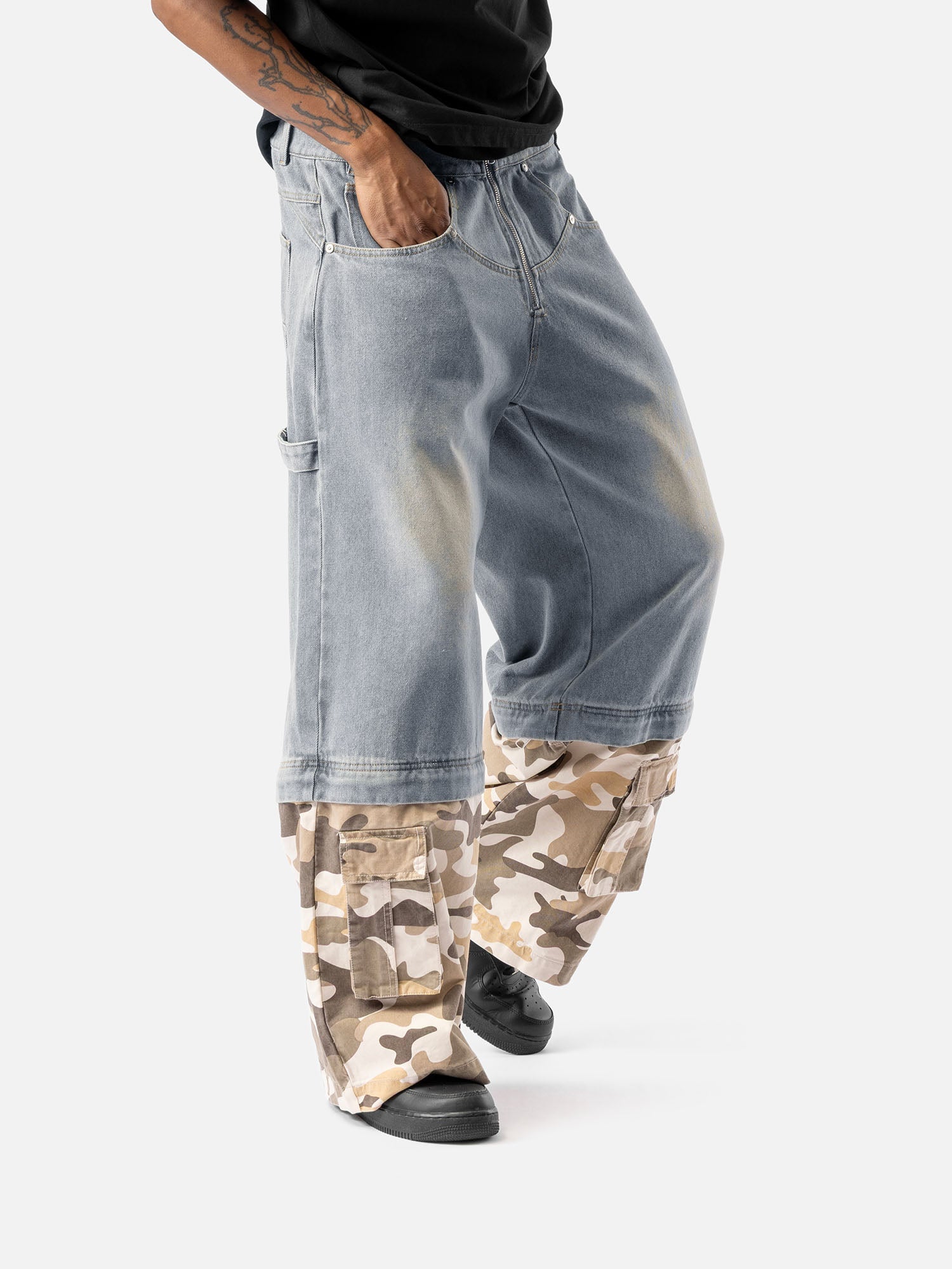 W10 DENIM JORTS
