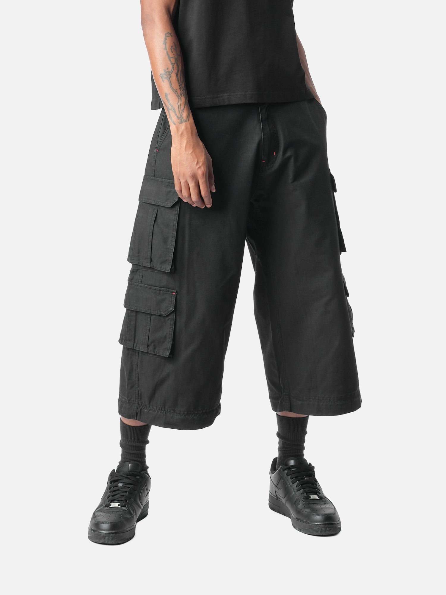 W12 CARGO