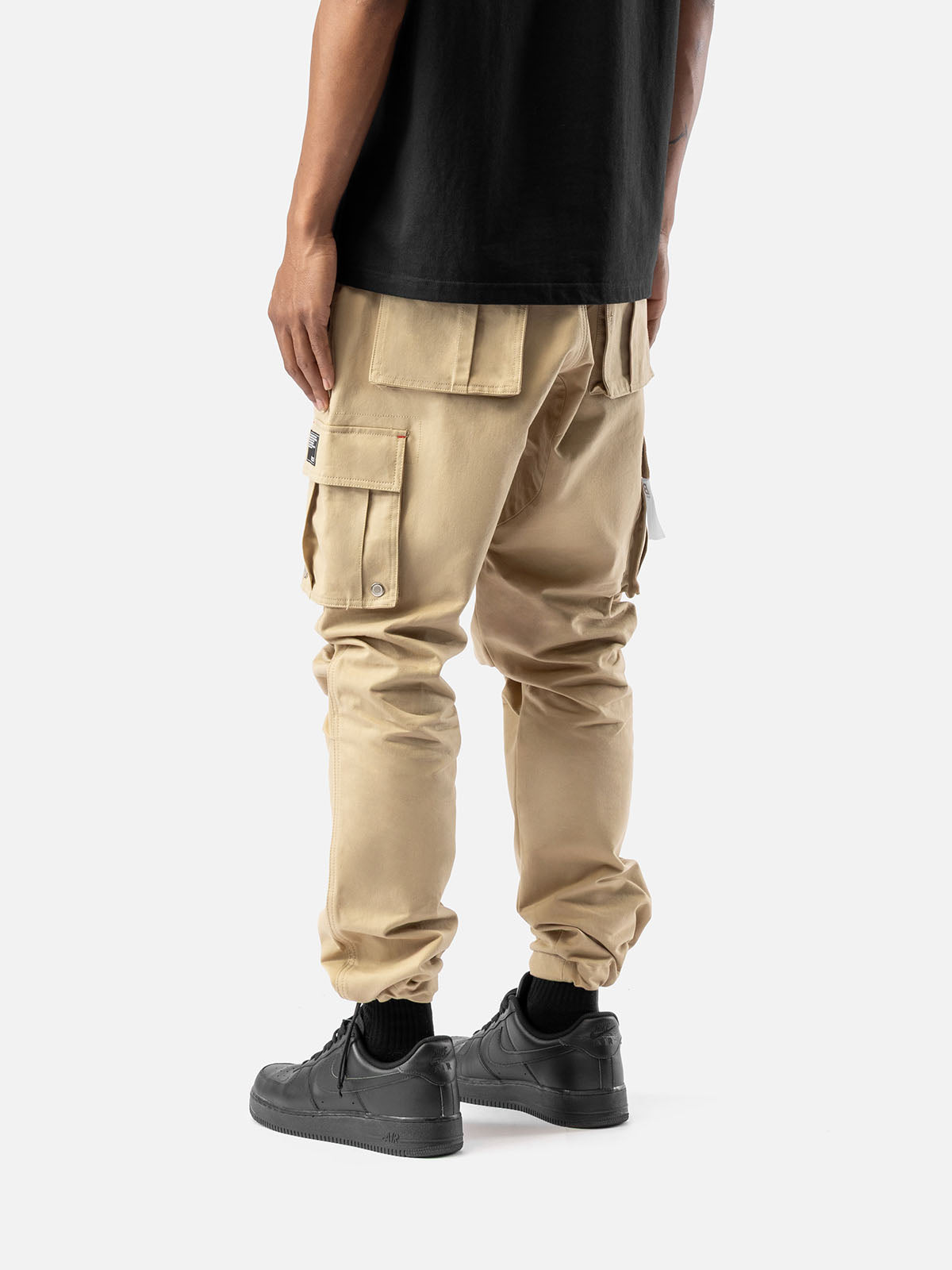 C9 CARGO