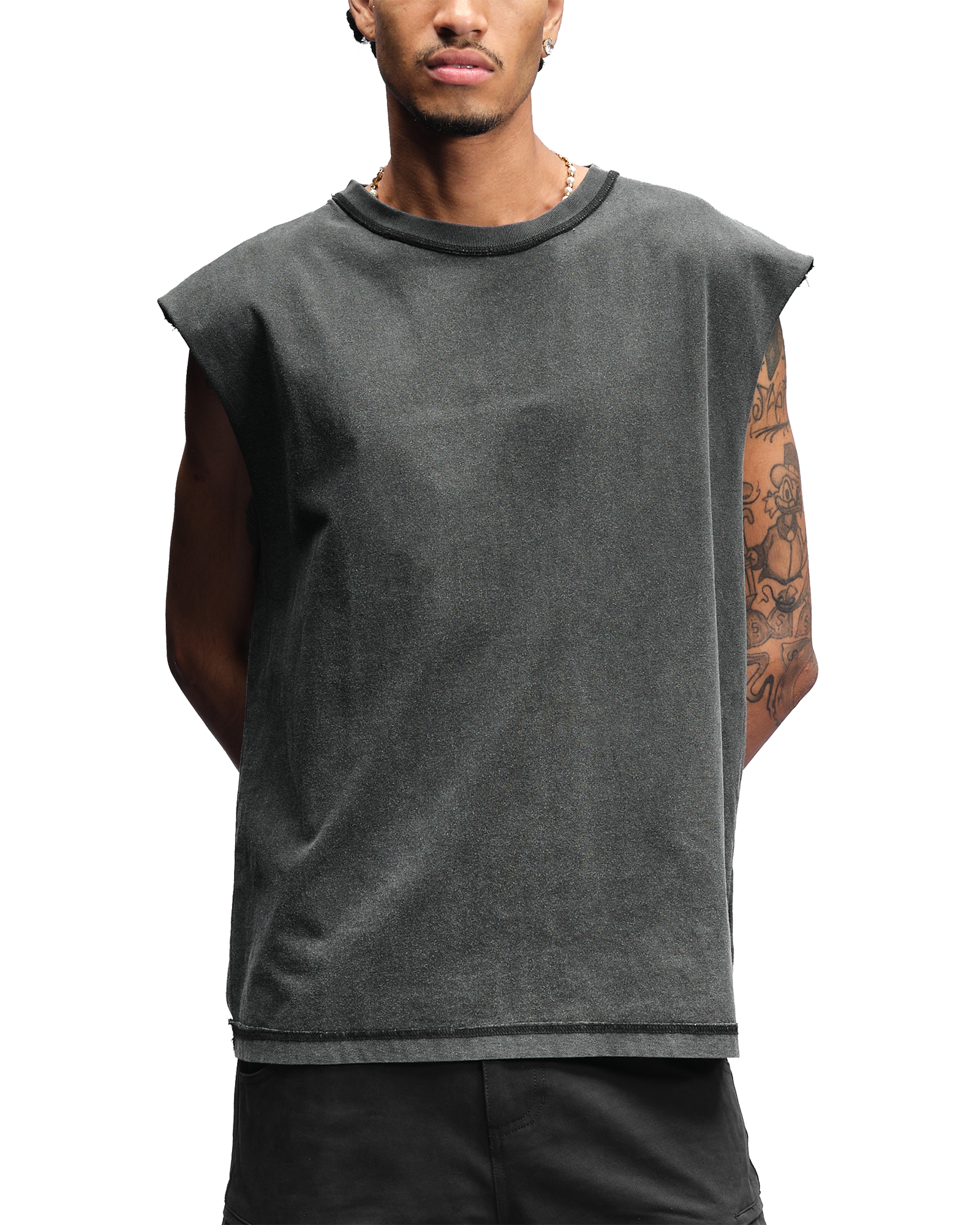 SLEEVELESS T-SHIRT
