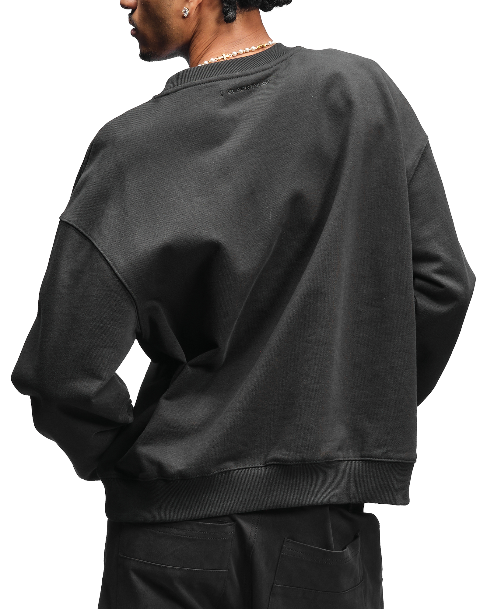 OVERSIZED SWEATSHIRT