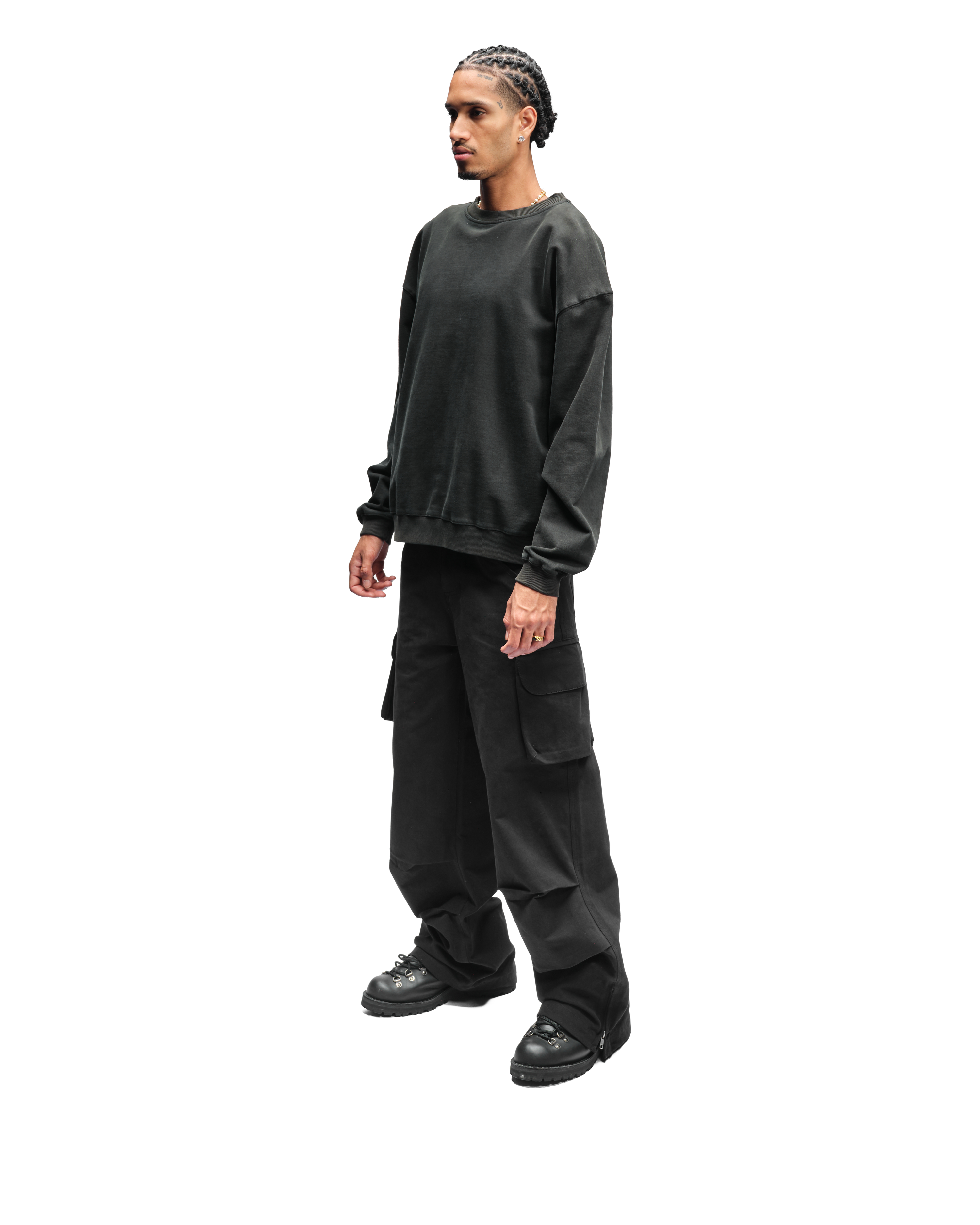 OVERSIZED SWEATSHIRT