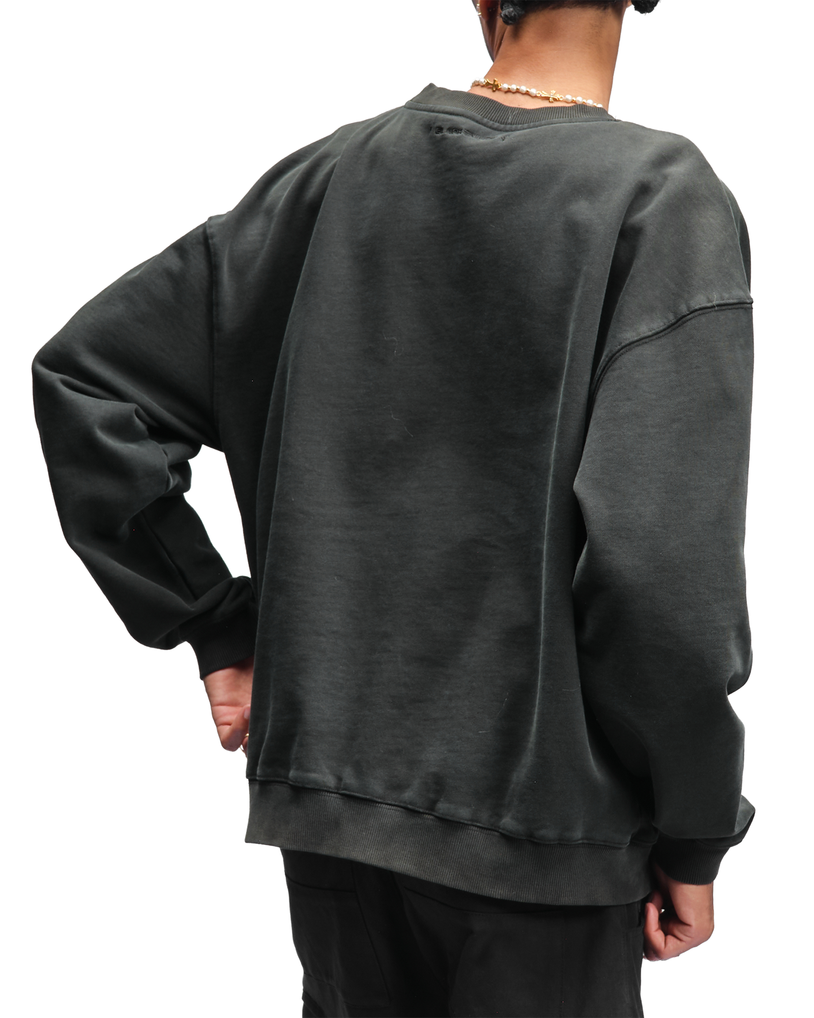 OVERSIZED SWEATSHIRT