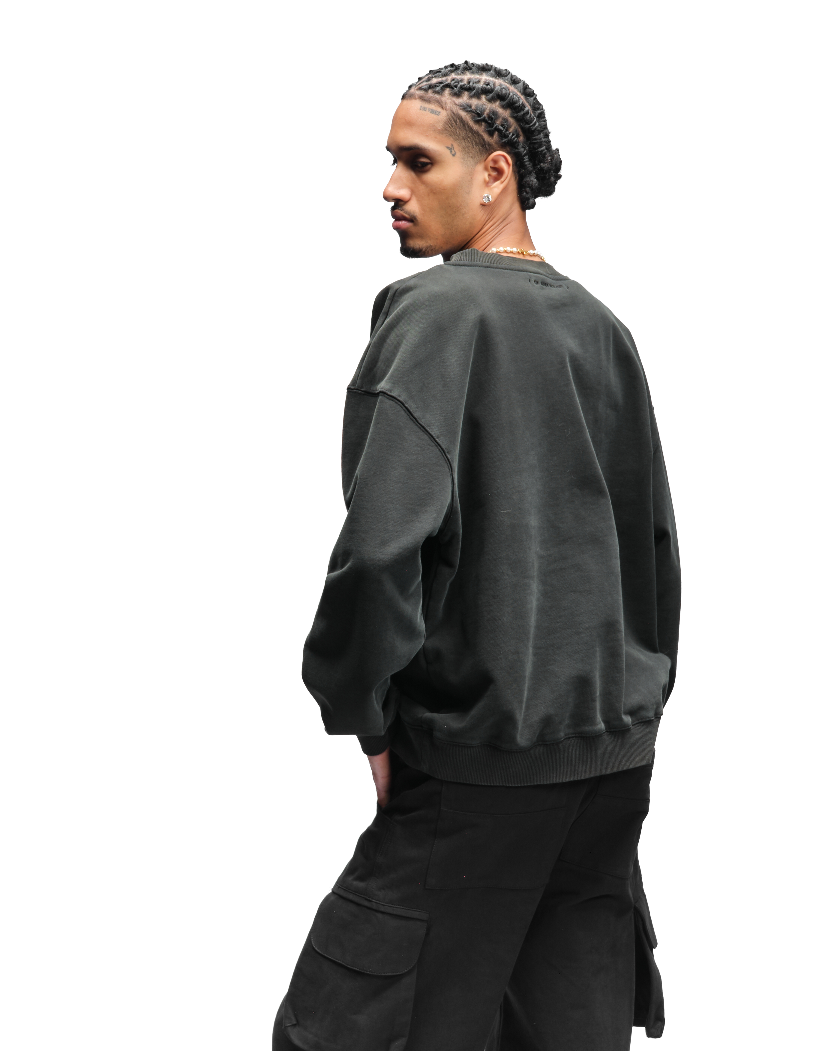 OVERSIZED SWEATSHIRT