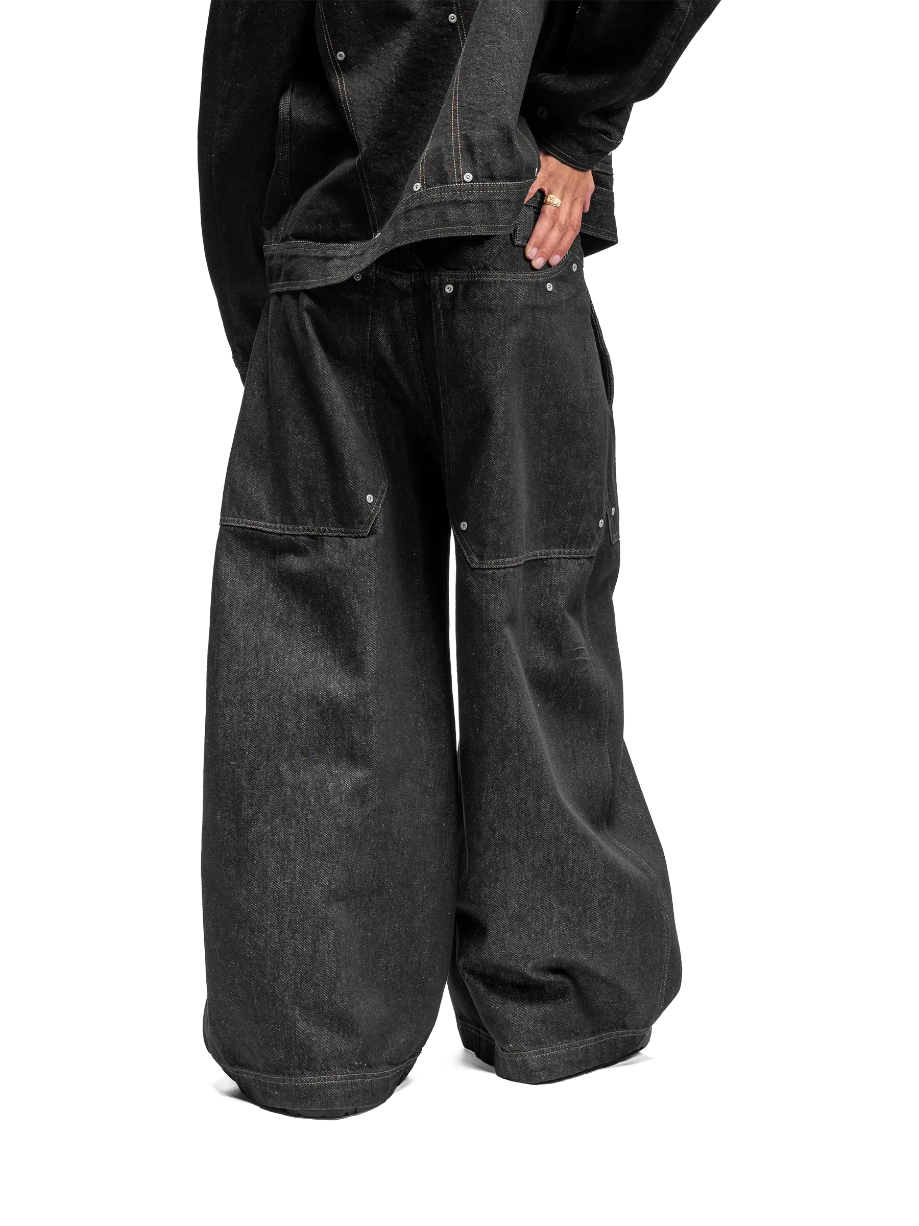 RIVET BAGGY DENIM