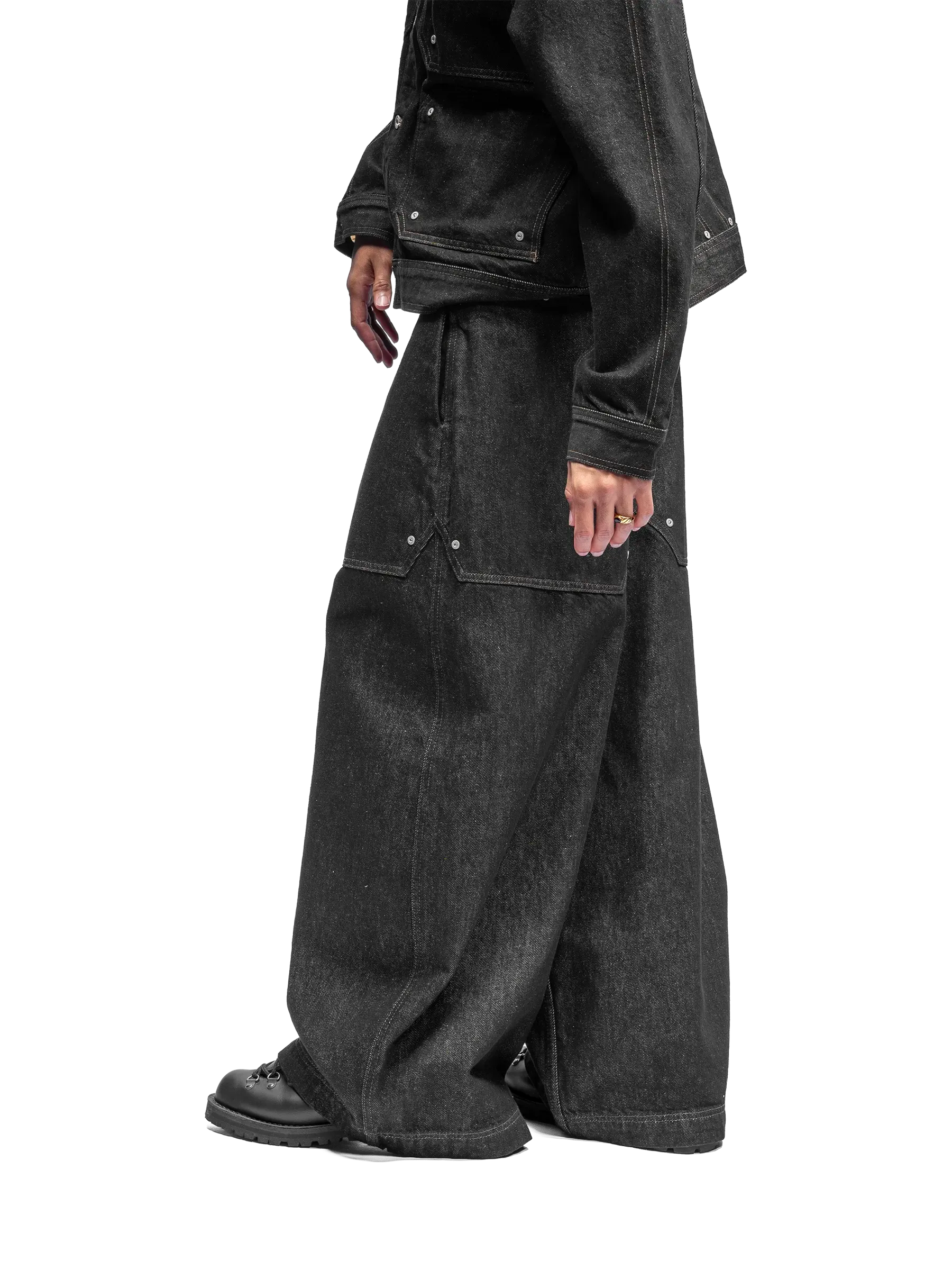 RIVET BAGGY DENIM