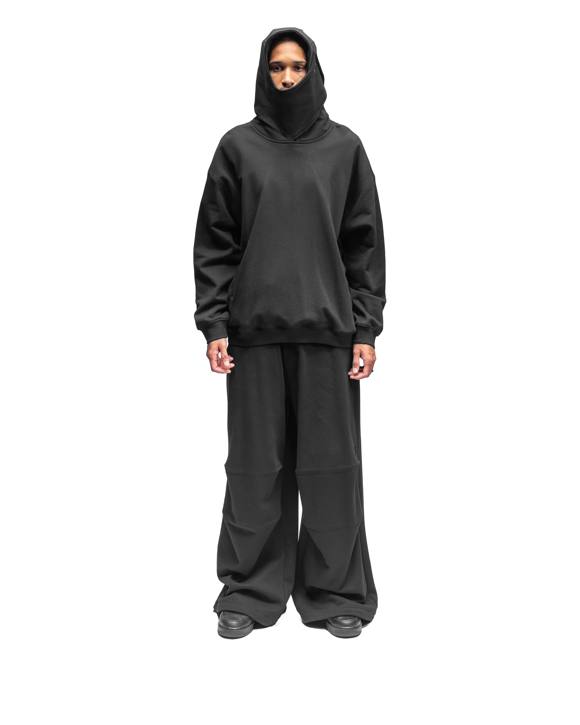 BAGGY SWEATPANTS