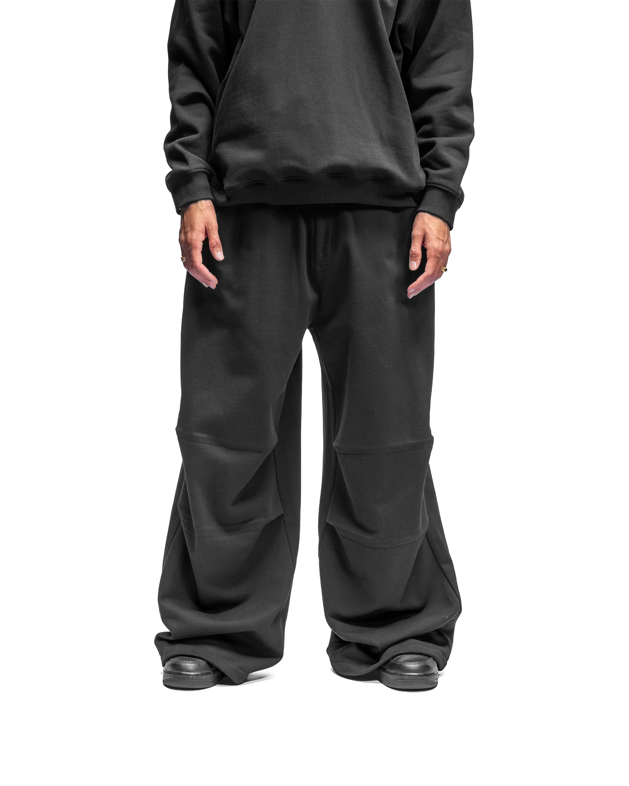 BAGGY SWEATPANTS