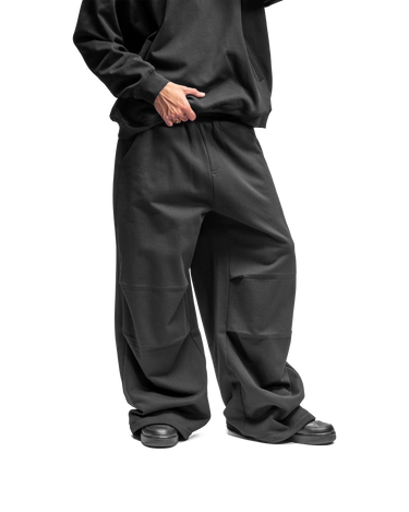 BAGGY SWEATPANTS