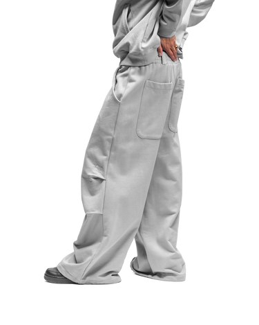 BAGGY SWEATPANTS