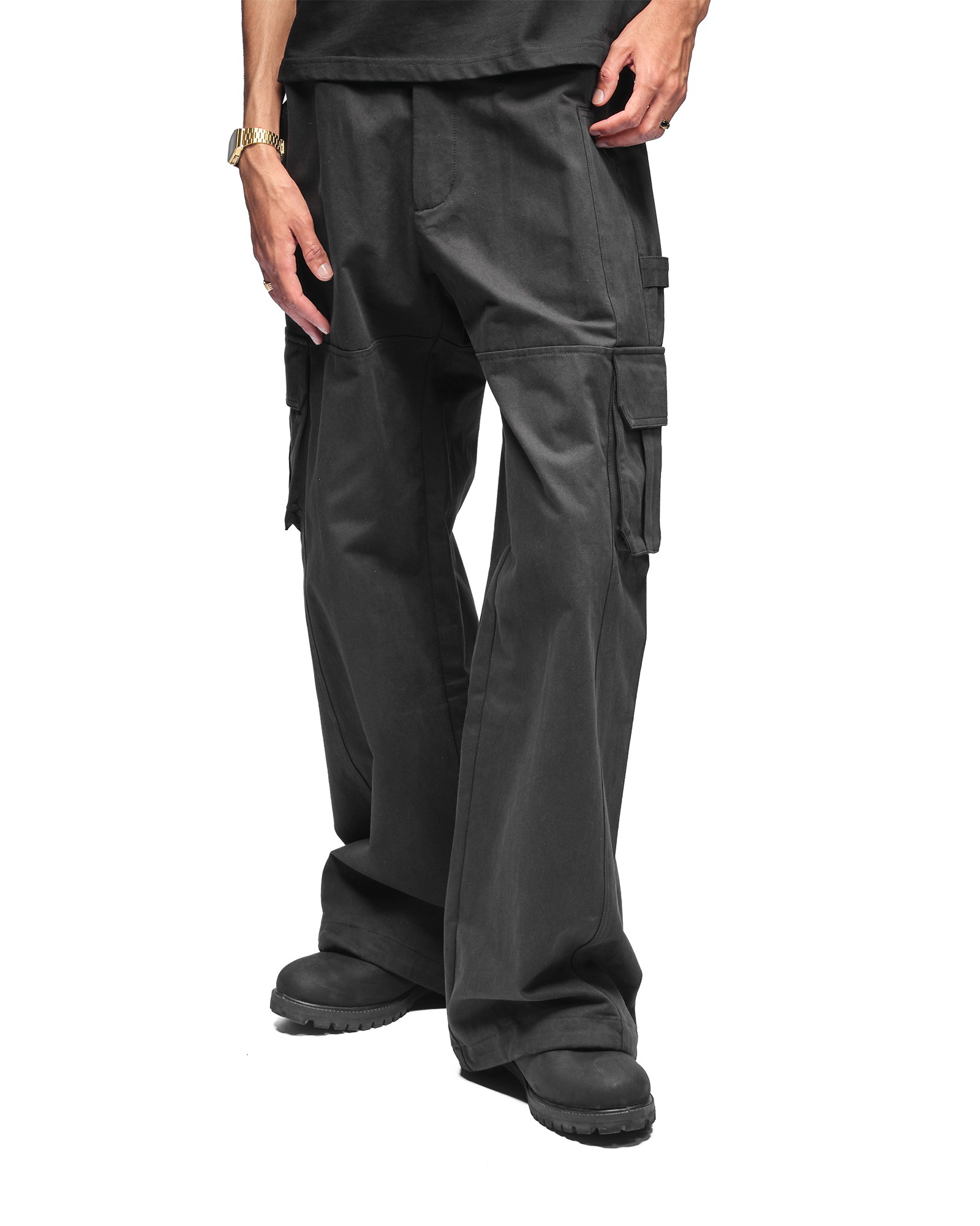 W1 CARGO