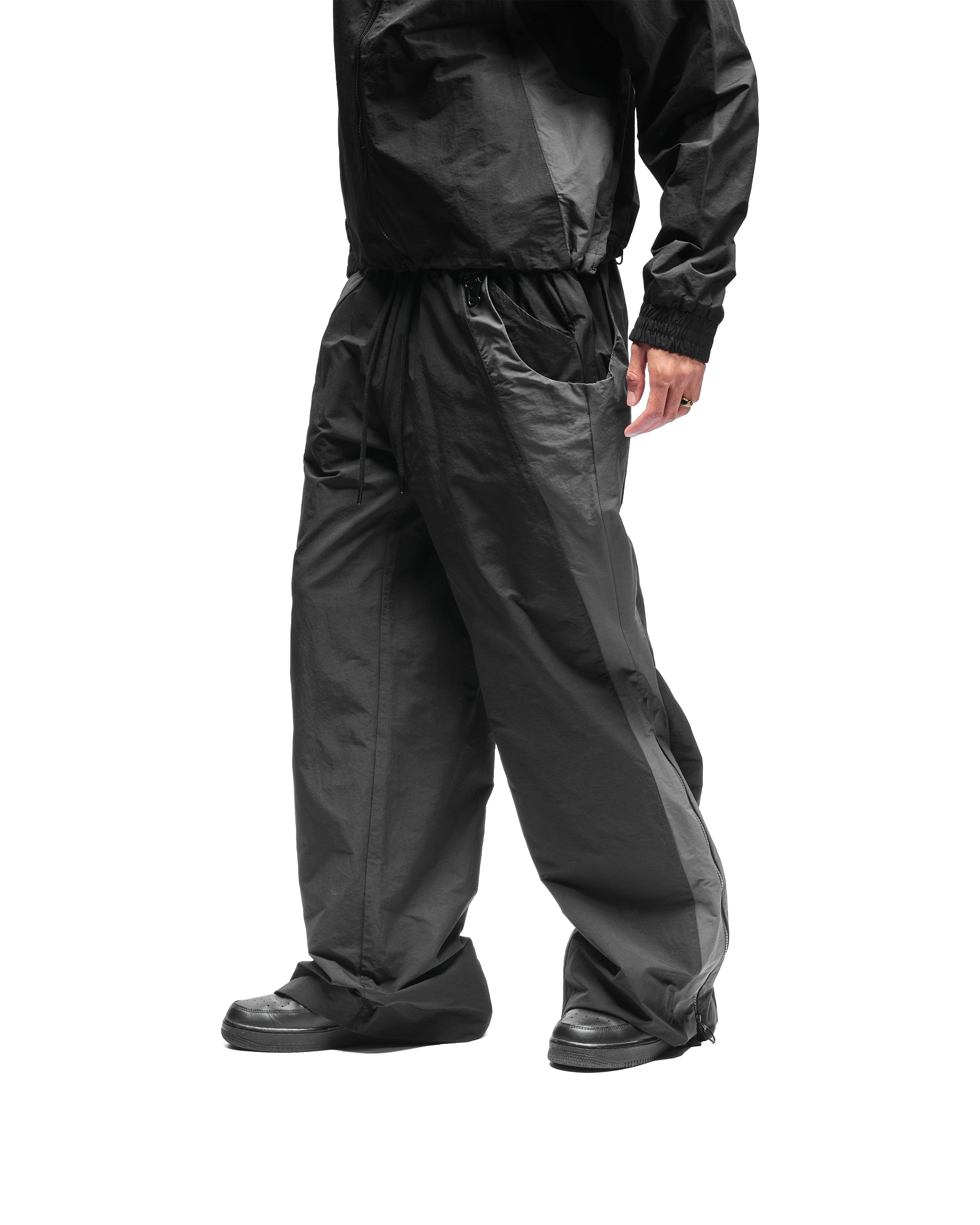W2 TRACKPANTS