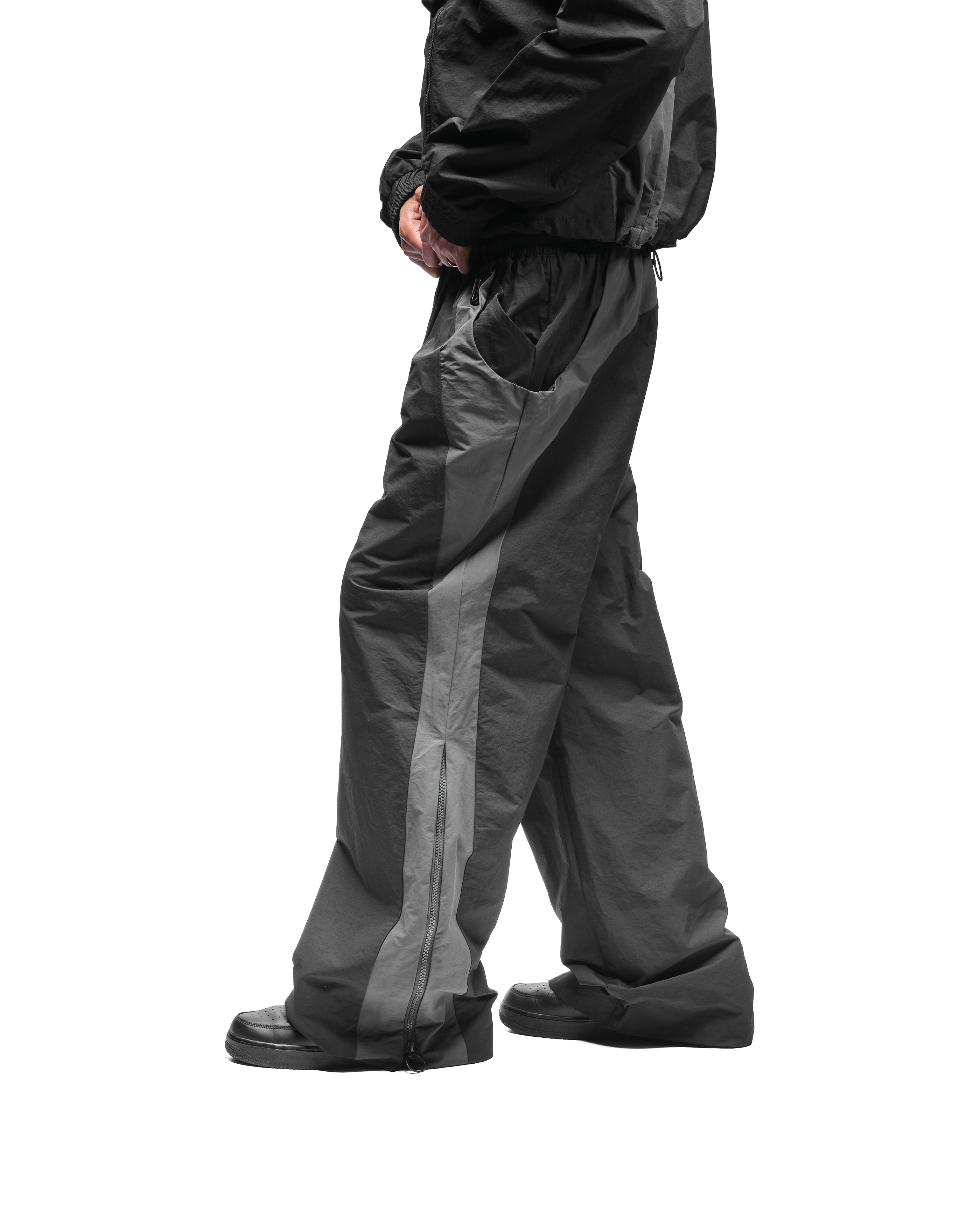W2 TRACKPANTS