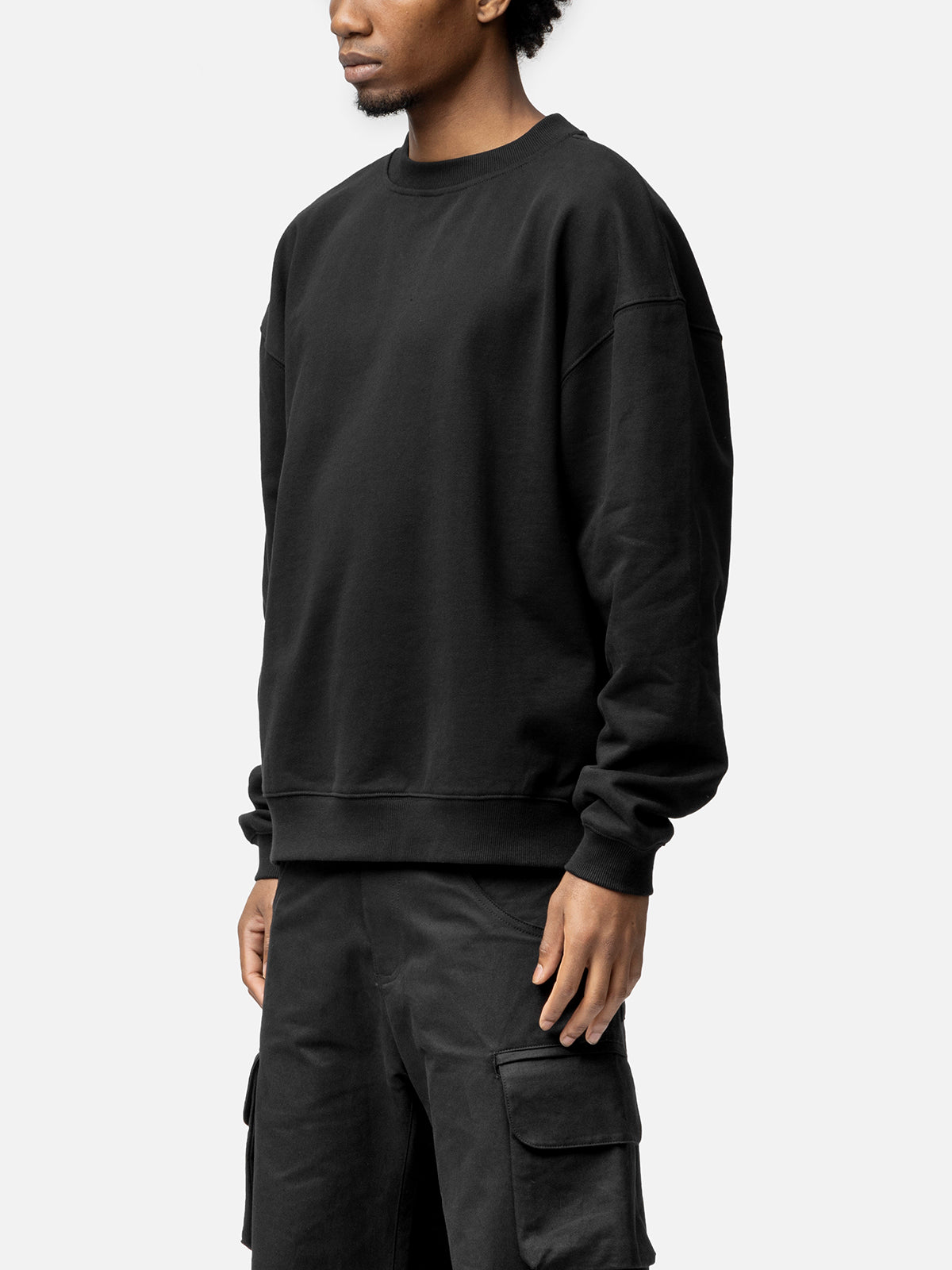 OVERSIZED SWEATSHIRT