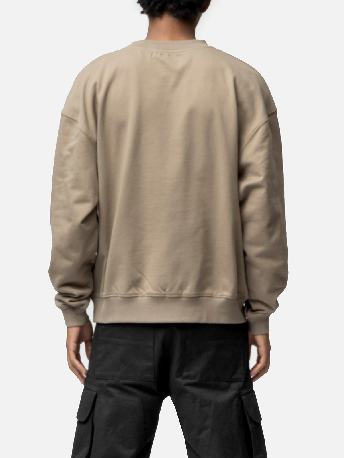 OVERSIZED SWEATSHIRT