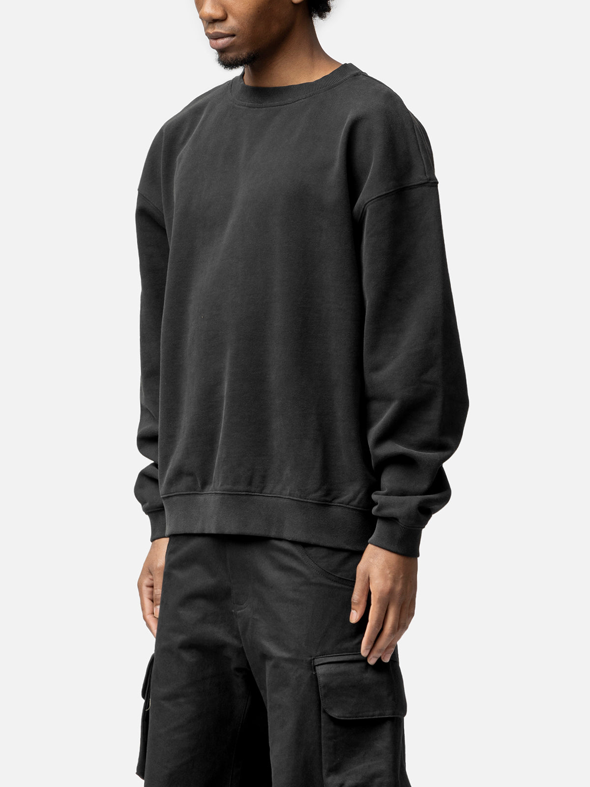 OVERSIZED SWEATSHIRT