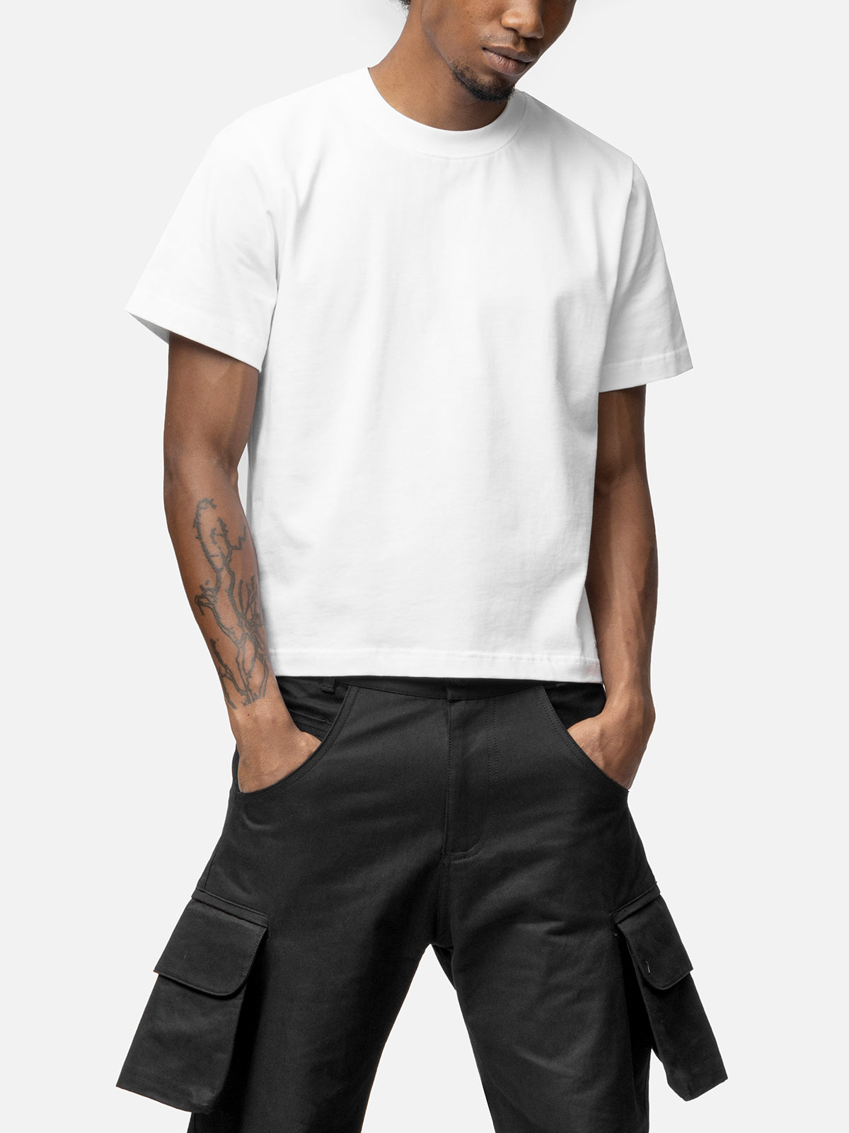 CROPPED T-SHIRT