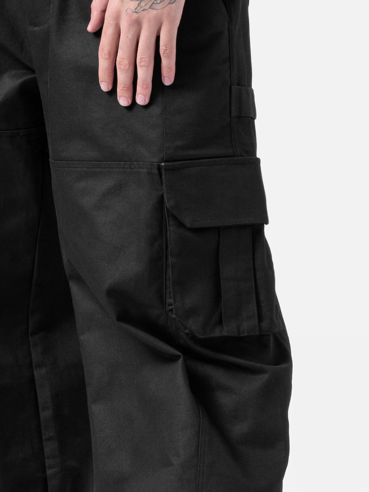 W1 CARGO