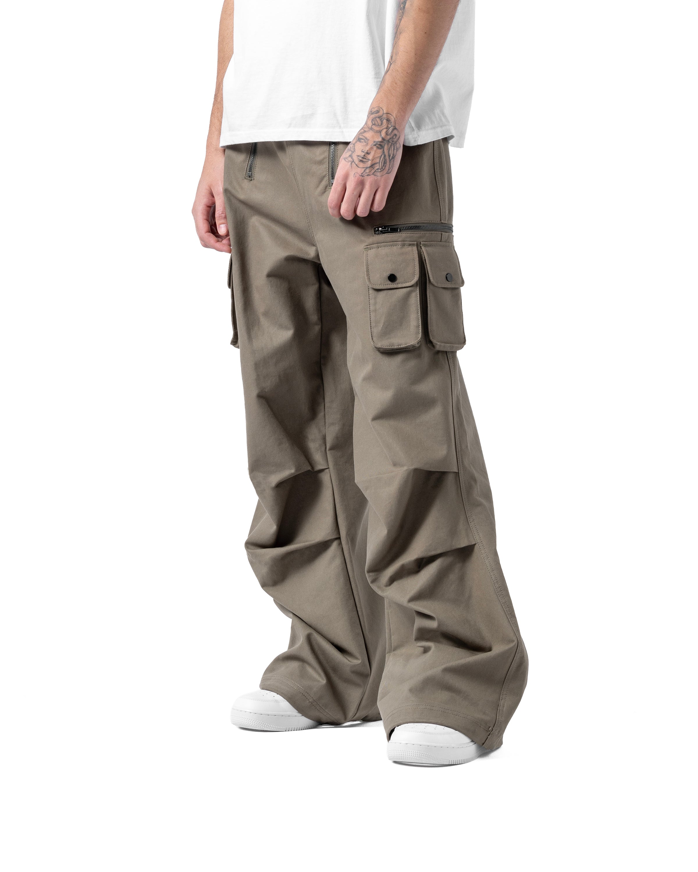 W5 Cargo Green – BLACKTAILOR