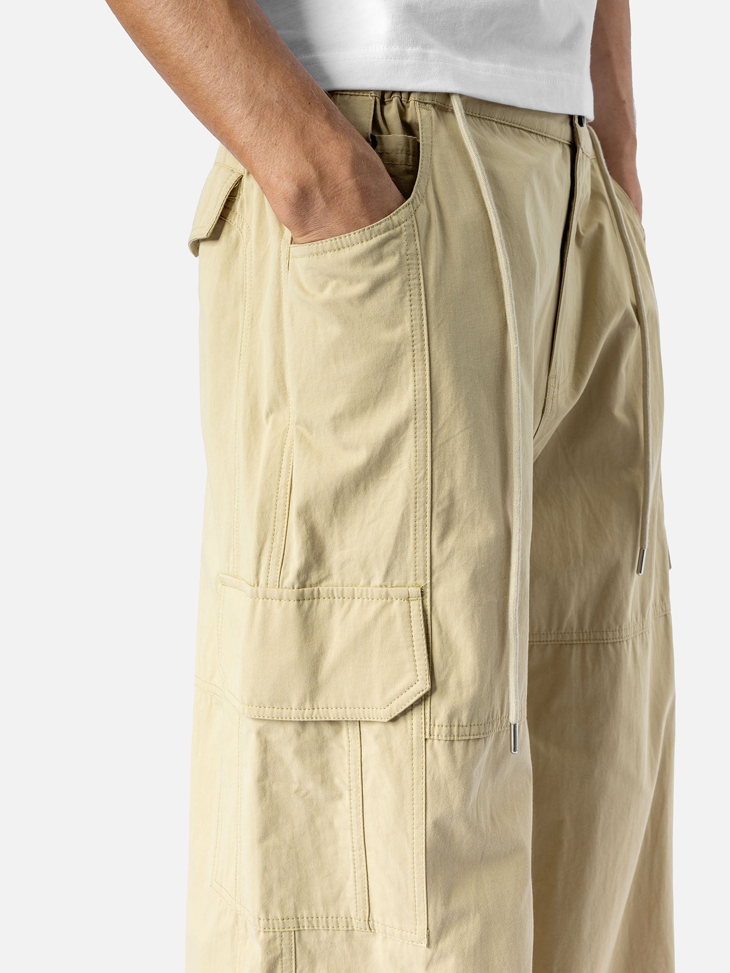 W8 CARGO