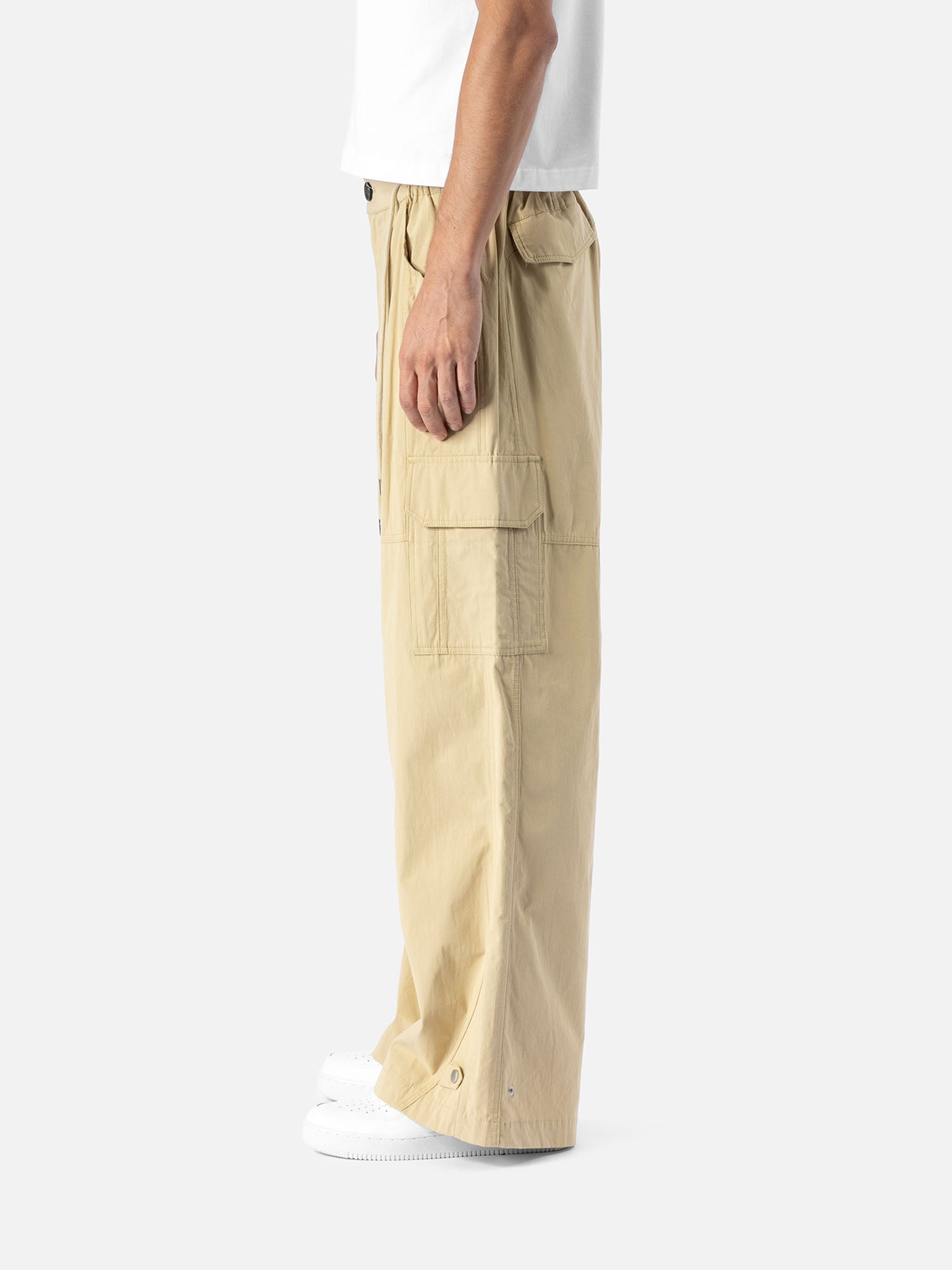 W8 CARGO