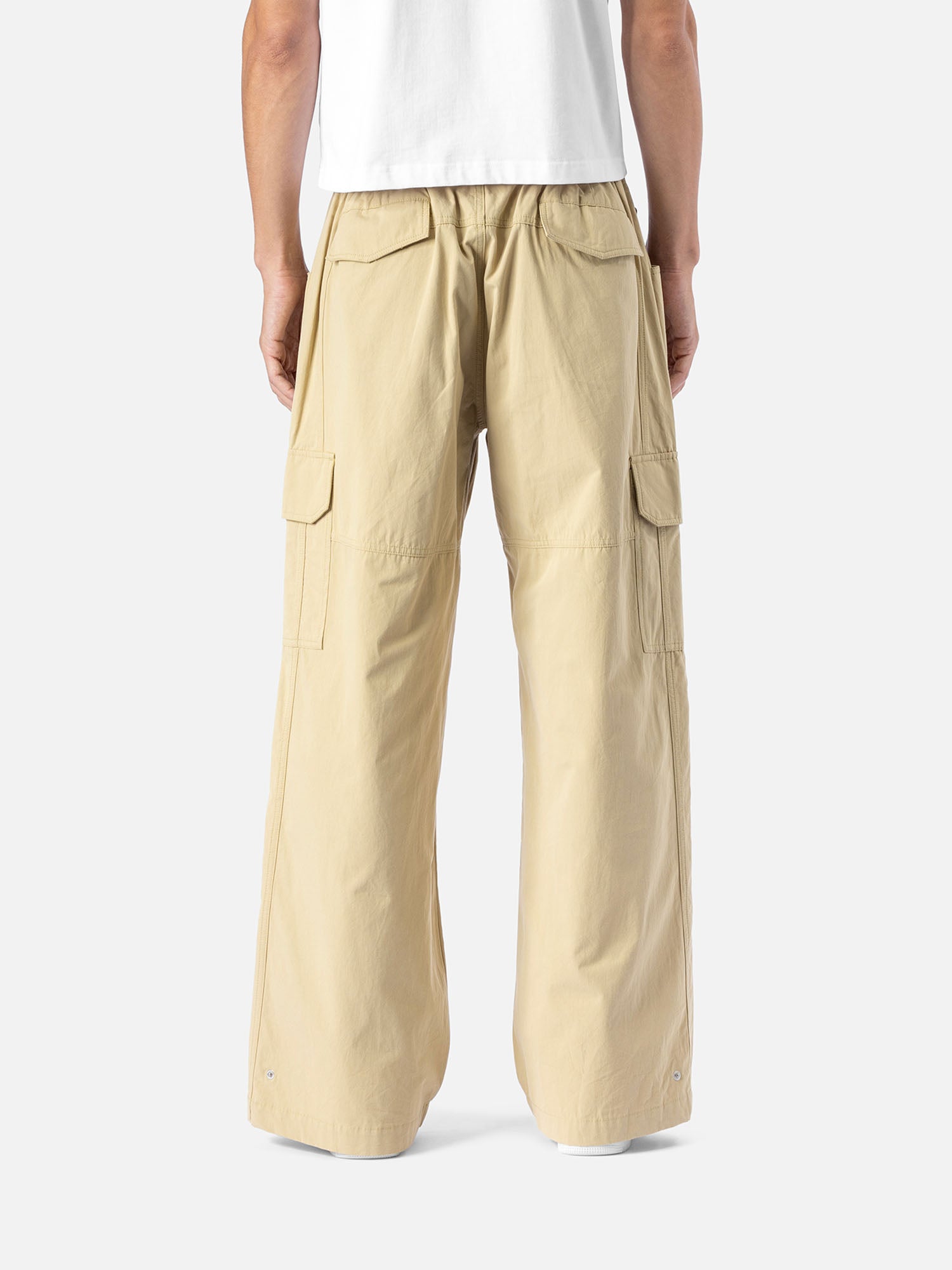 W8 CARGO