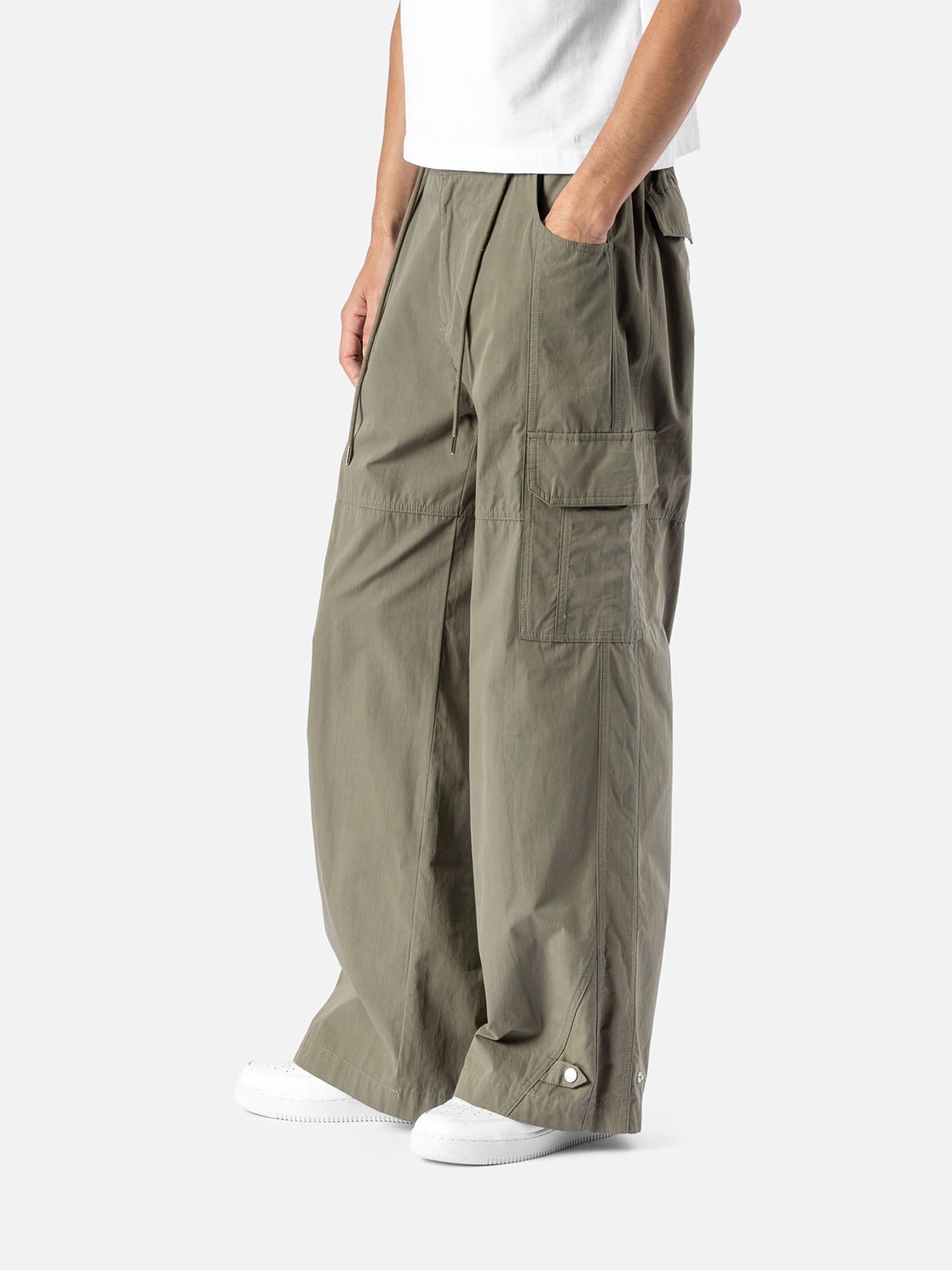 W8 CARGO